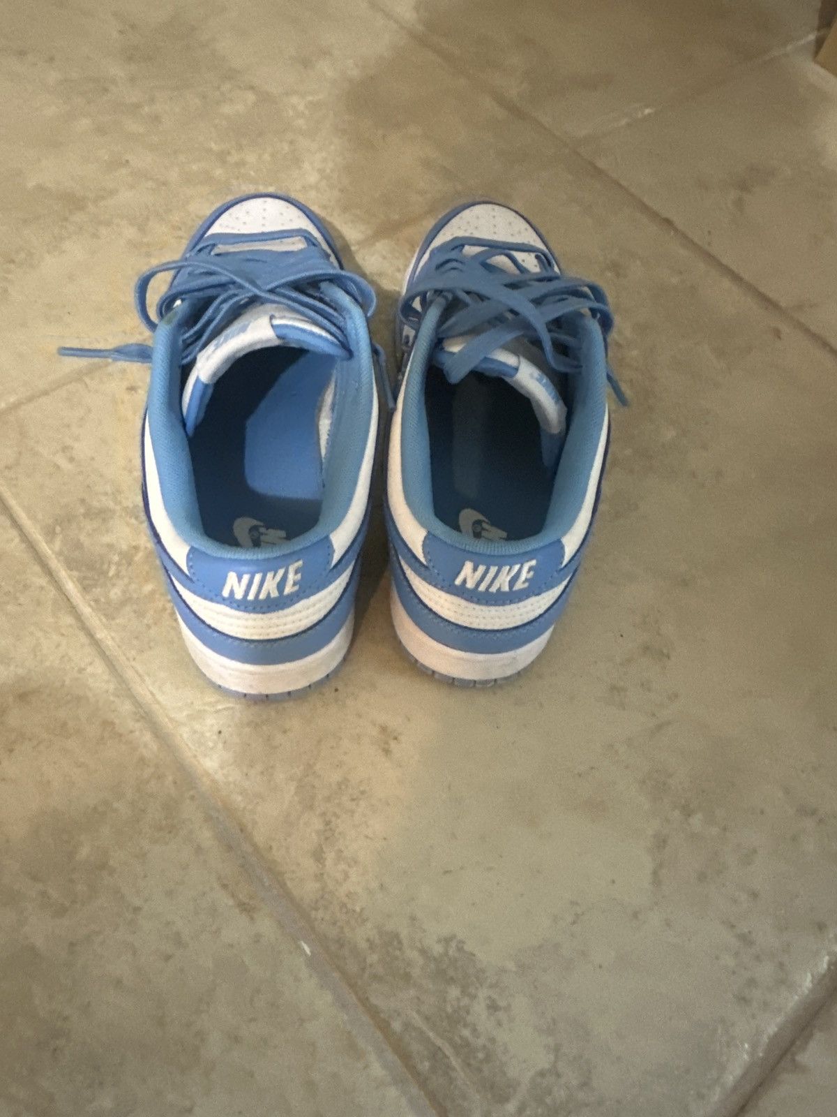 Nike UNC dunk low sz 9.5 gently worn Size US 9.5 / EU 42-43 - 7 Thumbnail