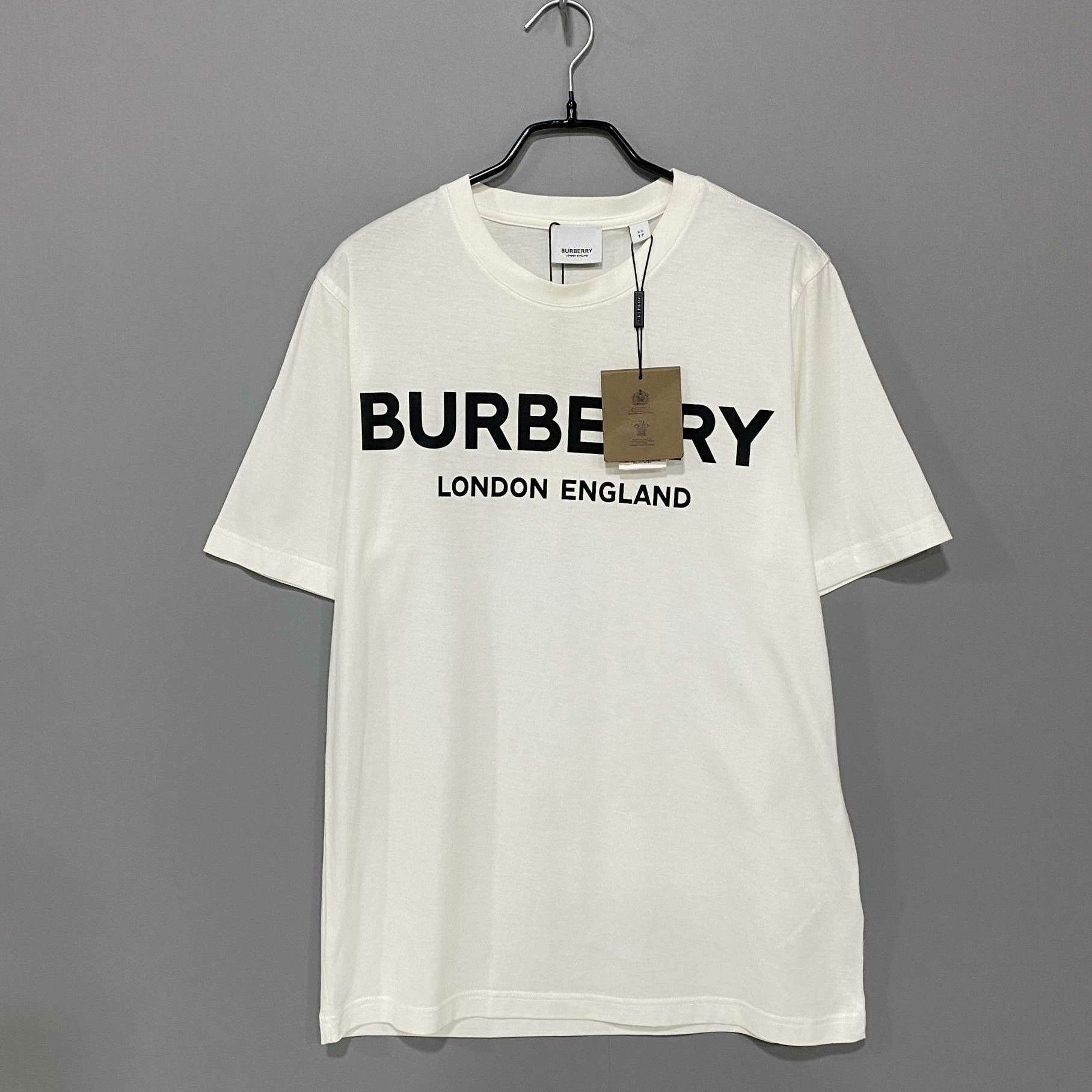 Burberry Burberry Retro White T-Shirt XS Women Size XS / US 0-2 / IT 36-38 - 1 Thumbnail