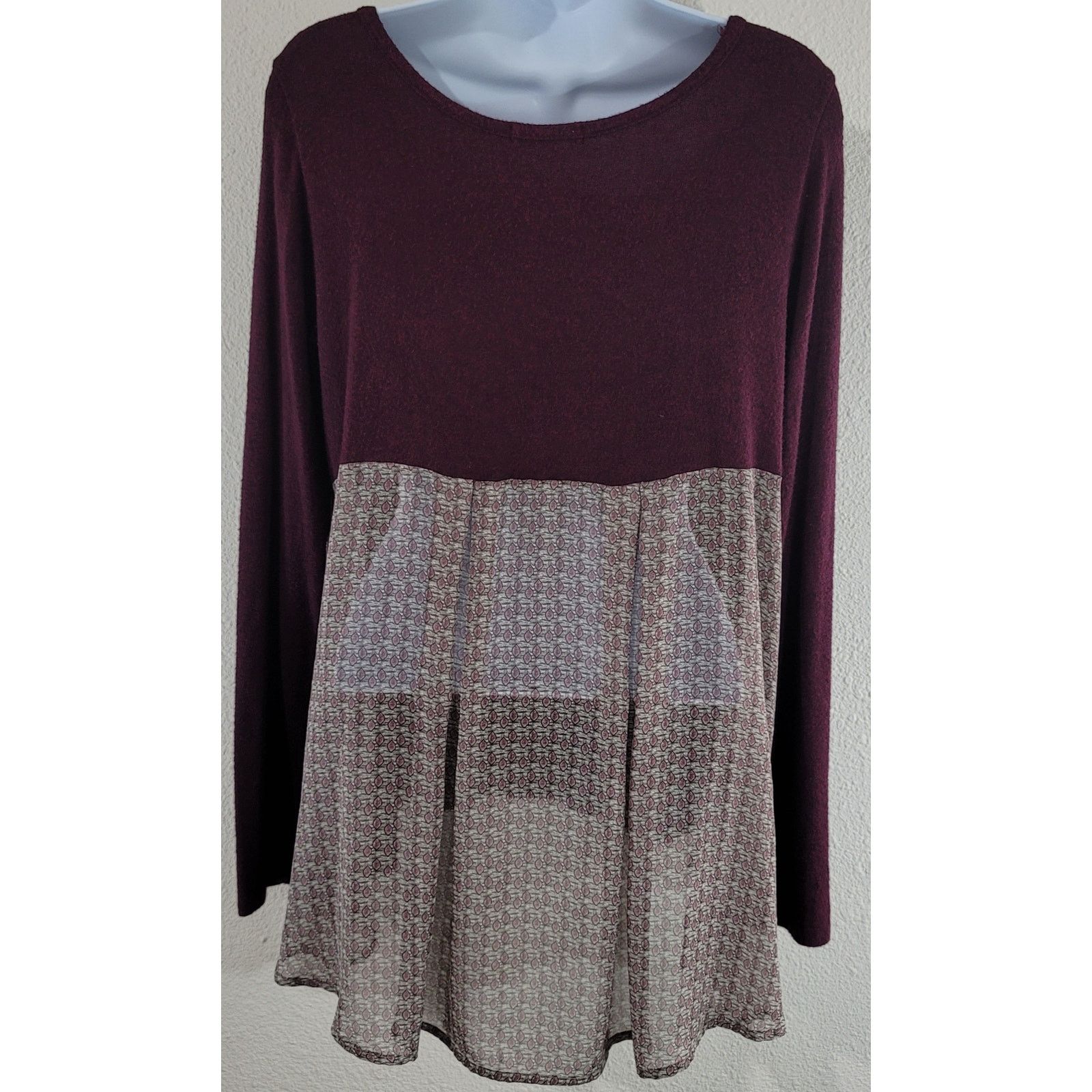Other Le Lis StitchFix Burgundy Sheer Back Panel Medium Hi Low Hem Size M / US 6-8 / IT 42-44 - 3 Thumbnail