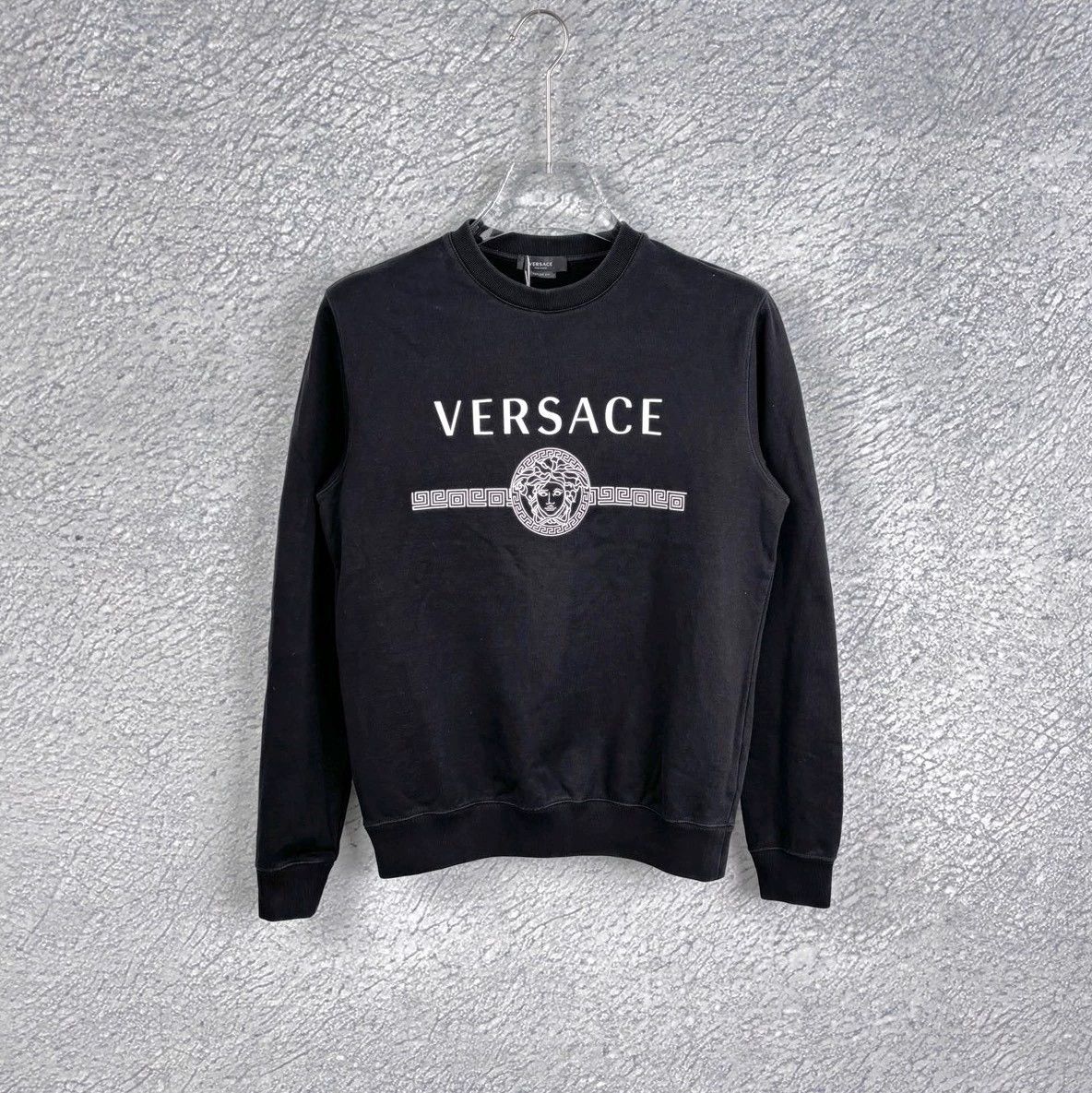 Versace versace black medusa logo crewneck sweatshirt Size US S / EU 44-46 / 1 - 1 Thumbnail