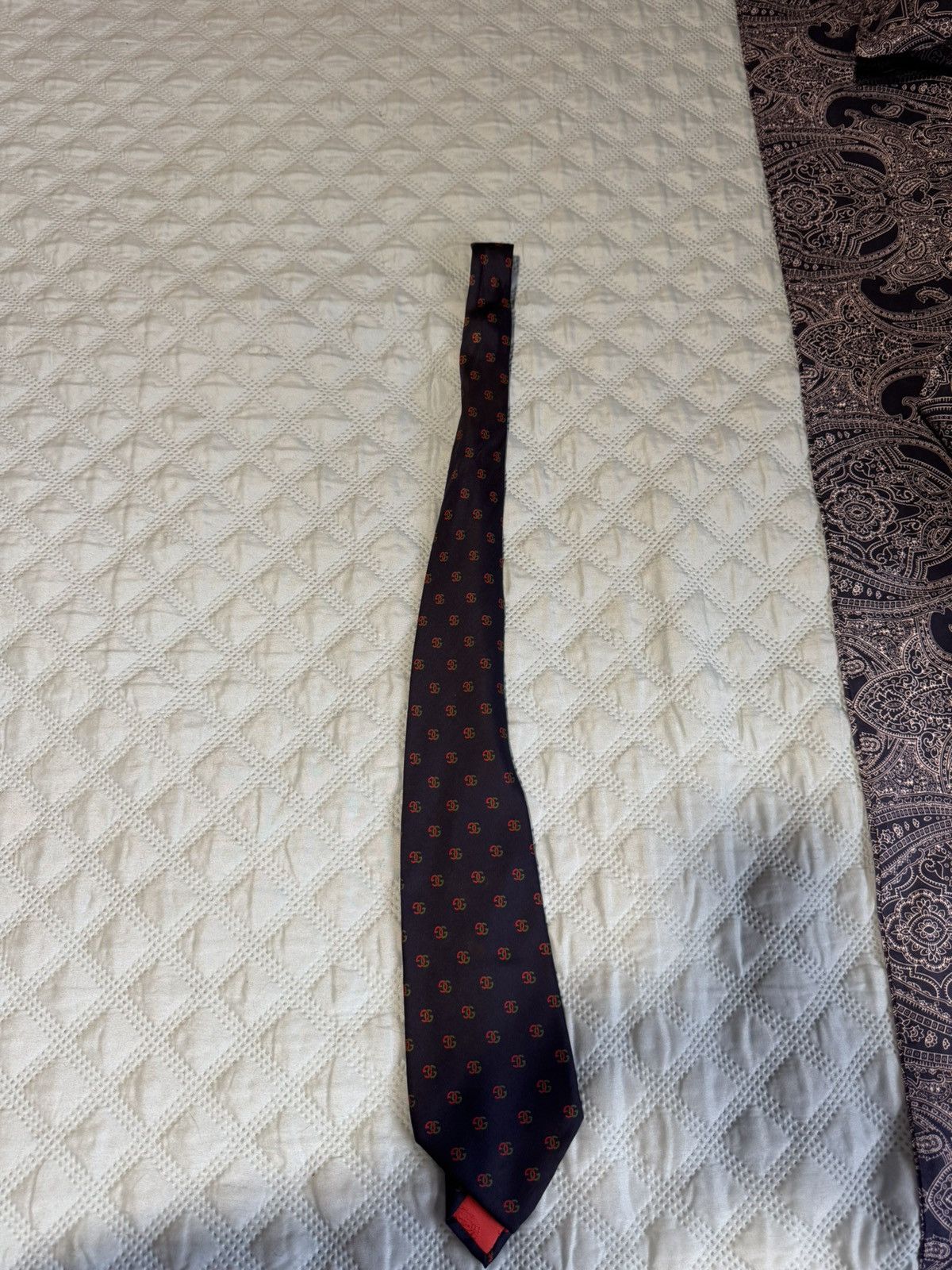 Gucci Vintage Gucci GG Logo Silk Tie - Red & Green Monogram Size 40 - 1 Thumbnail