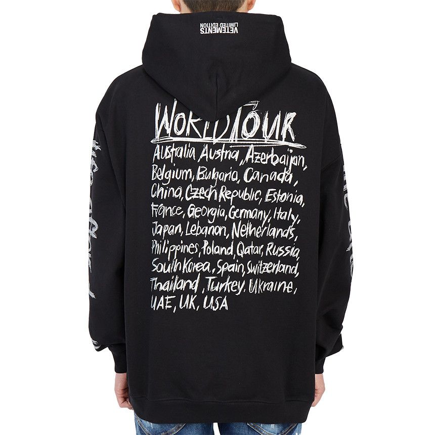 Vetements Black and Silver World Tour Logo Oversized Hoodie Size M / US 6-8 / IT 42-44 - 4 Thumbnail