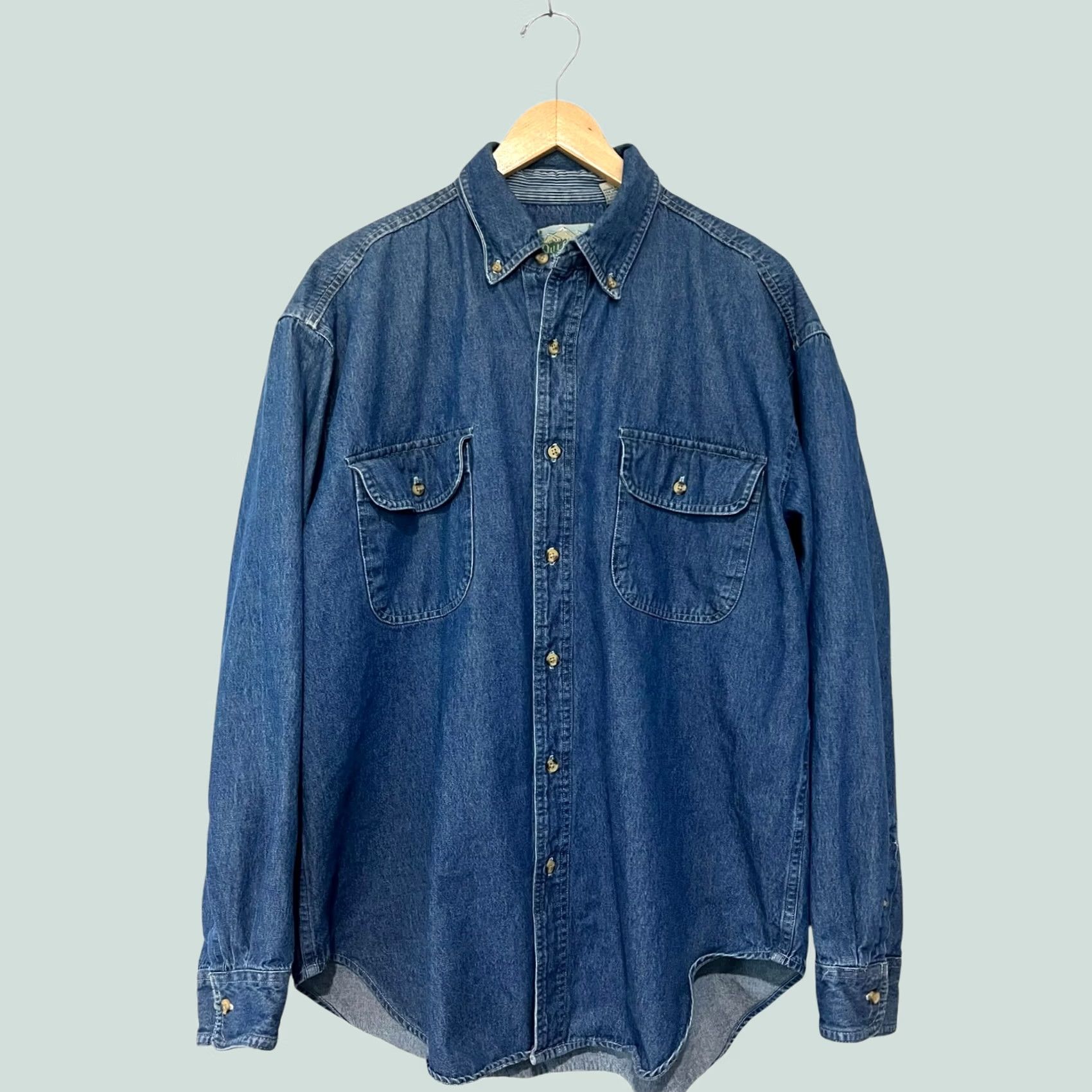 Urban Outfitters VINTAGE Outfitters Denim Shirt Mens XL 100% Cotton Button-Up Workwear Pockets Blue Size US XL / EU 56 / 4 - 1 Thumbnail