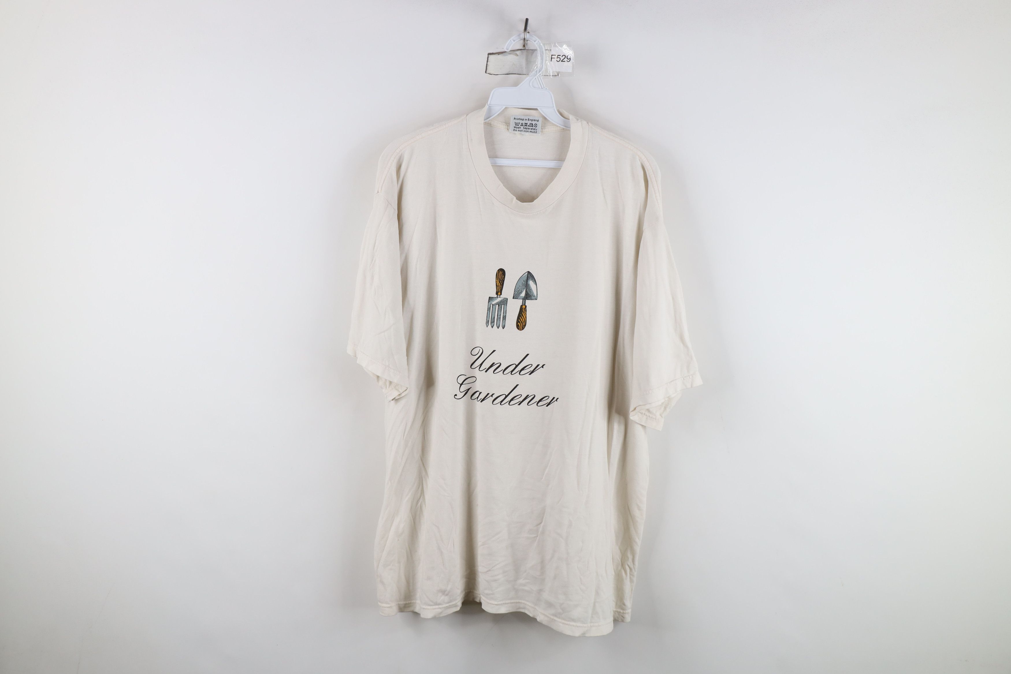 Vintage Vintage 90s Streetwear Nature Under Gardener T-Shirt Size ONE SIZE - 1 Thumbnail