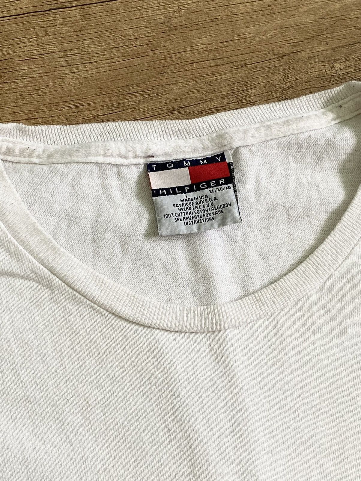 Tommy Hilfiger Vintage Tommy Hilfiger Jeans T Shirt Logo Size US XL / EU 56 / 4 - 5 Thumbnail