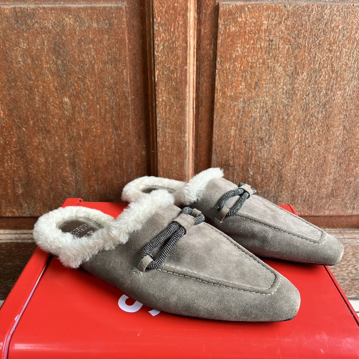 Brunello Cucinelli Brunello cucinelli Embellished suede Slippers/ Mules Size US 8 / IT 38 - 1 Thumbnail