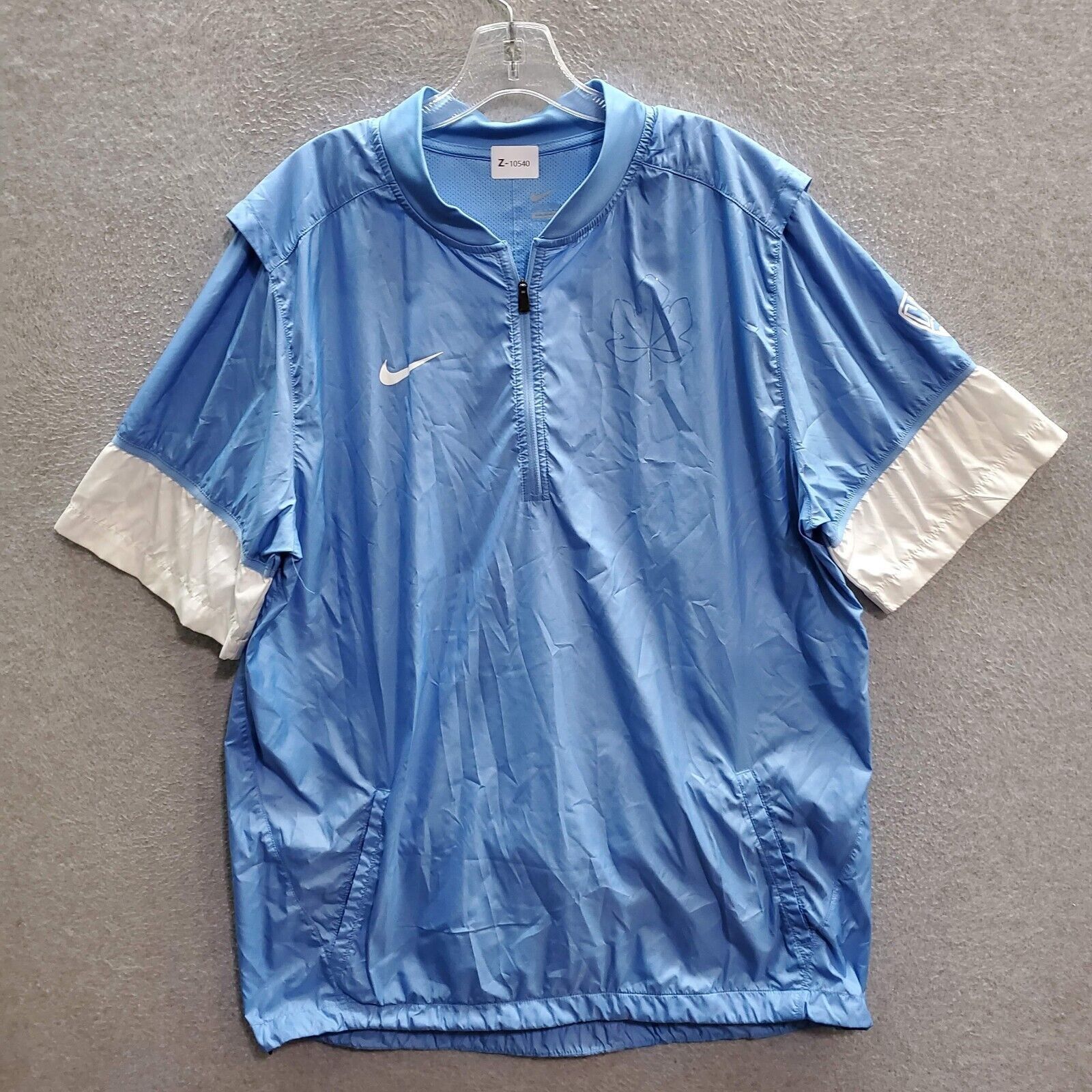 nike windbreaker short sleeve
