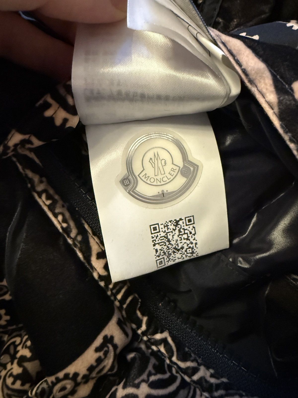 Moncler Moncler Freville paisley reversible jacket Size US M / EU 48-50 / 2 - 10 Thumbnail