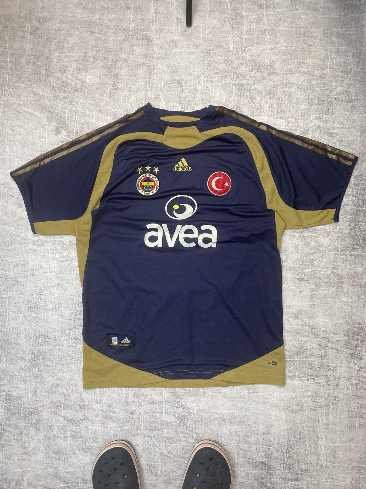 Adidas Adidas Fenerbahçe vintage football soccer jersey Size US L / EU 52-54 / 3 - 1 Thumbnail