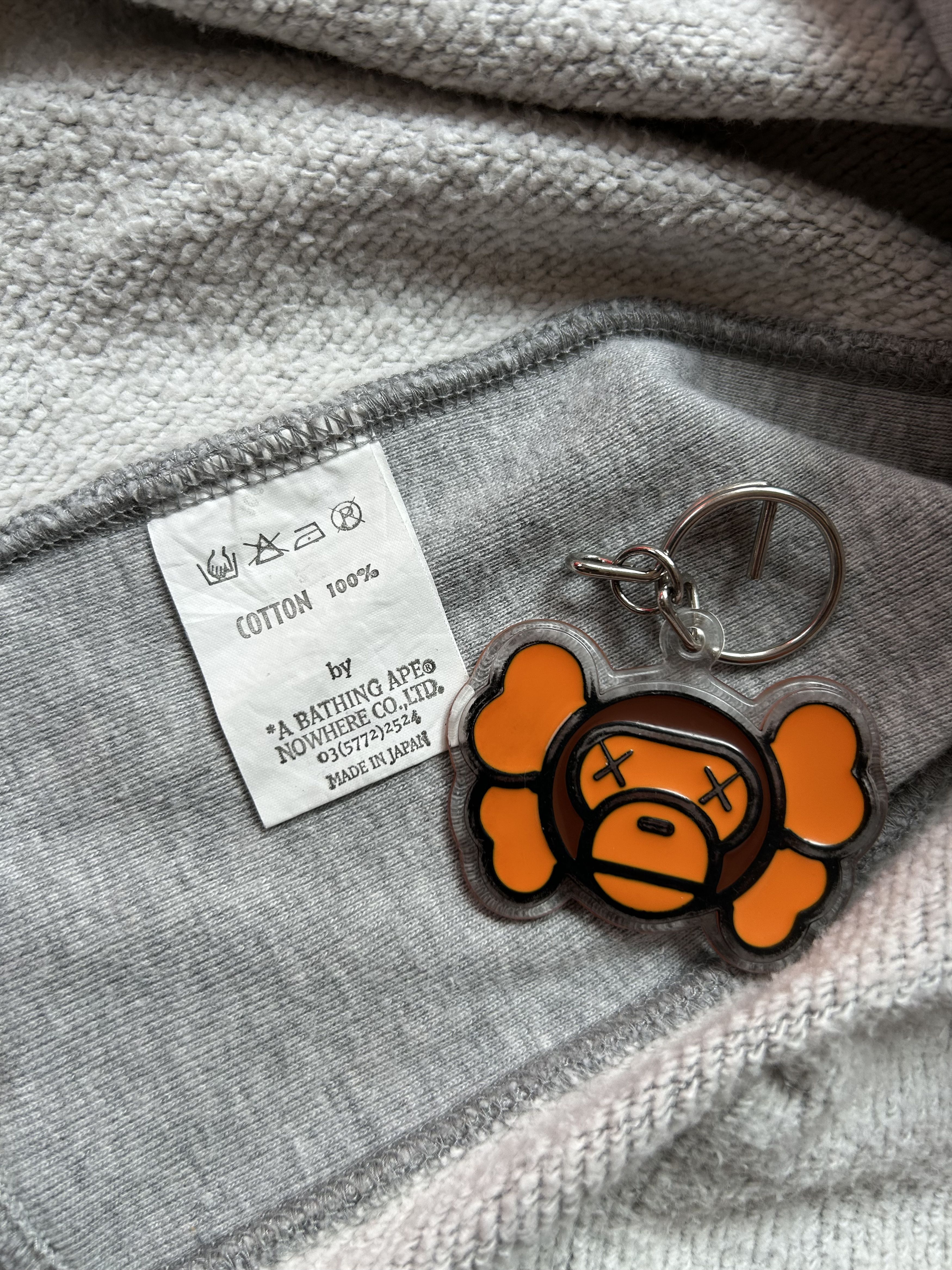 Bape 1999 A Bathing Ape Cash Money Hoodie [Size L] Size US L / EU 52-54 / 3 - 6 Thumbnail