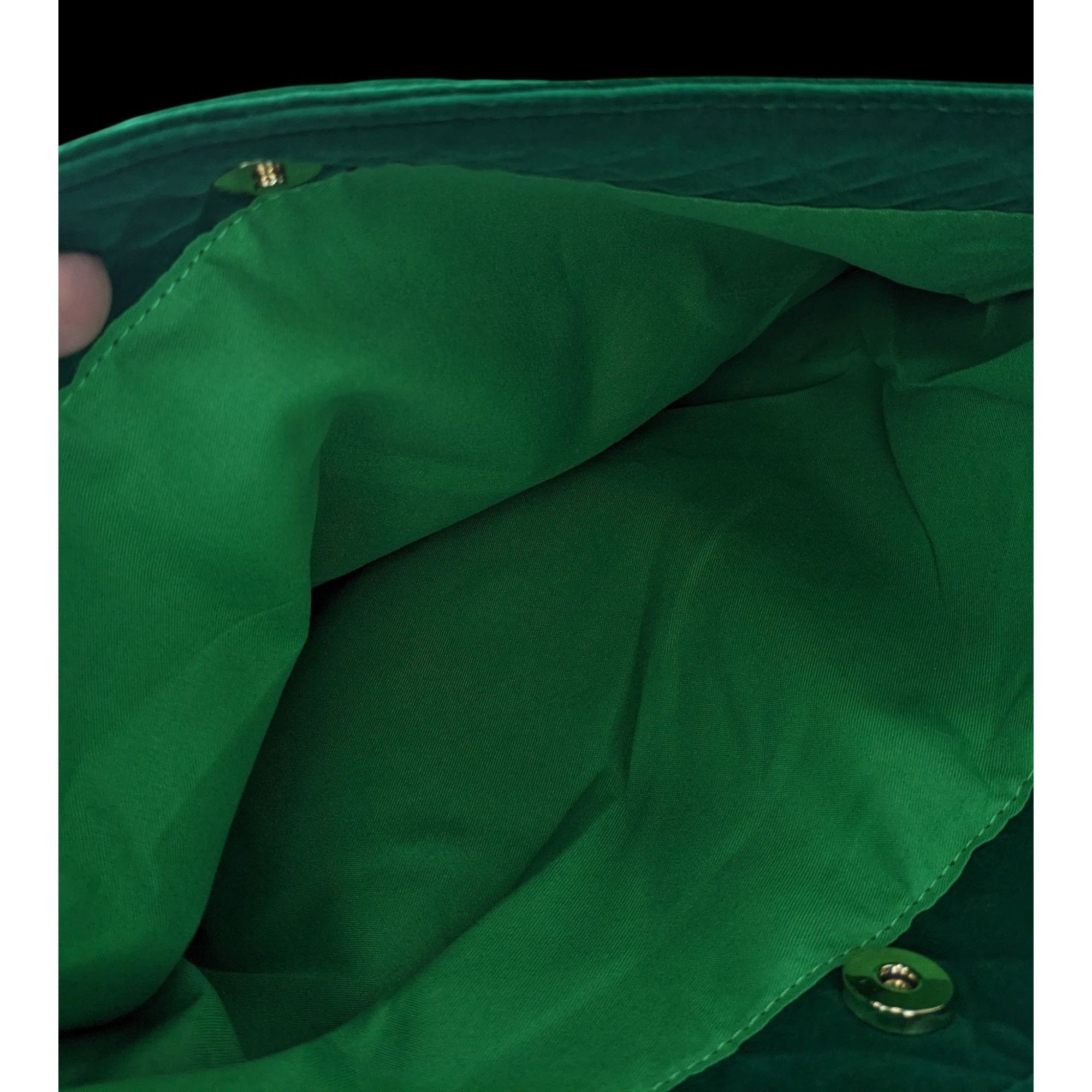 Other Thomas & Lee Company Quilted Green Velvet Shoulder Bag With Size ONE SIZE - 8 Thumbnail