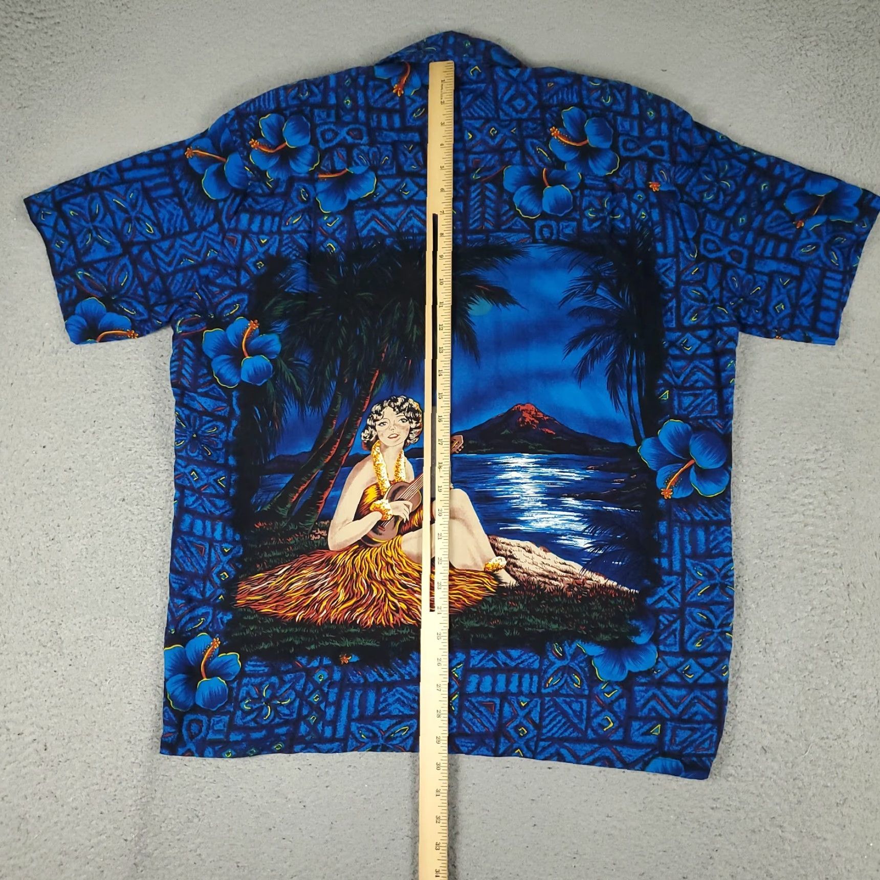 Vintage Kennington Shirt Mens Large Blue Rayon Hawaiian Camp Collar Button Up Polyester Size US L / EU 52-54 / 3 - 6 Thumbnail