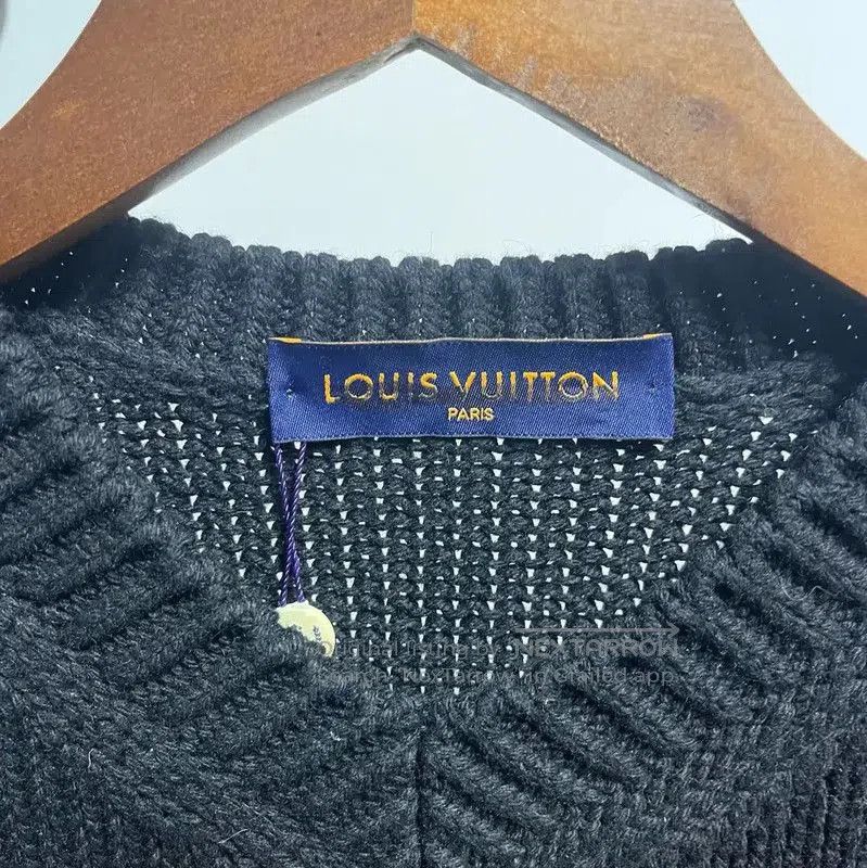 Louis Vuitton Louis Vuitton Black Short Sleeve T-Shirt . Size US M / EU 48-50 / 2 - 3 Thumbnail