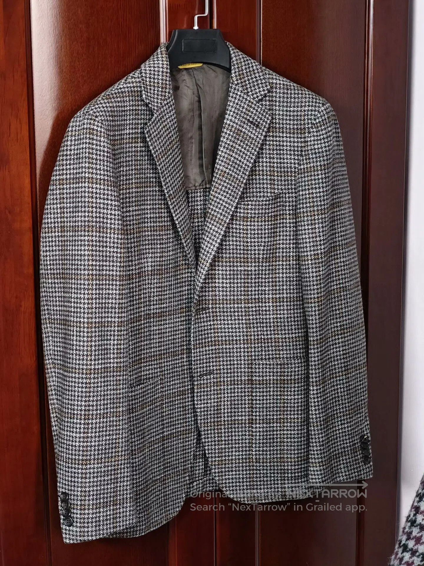 Canali Brown Checked Wool Silk Blend Blazer. Size US M / EU 48-50 / 2 - 1 Thumbnail