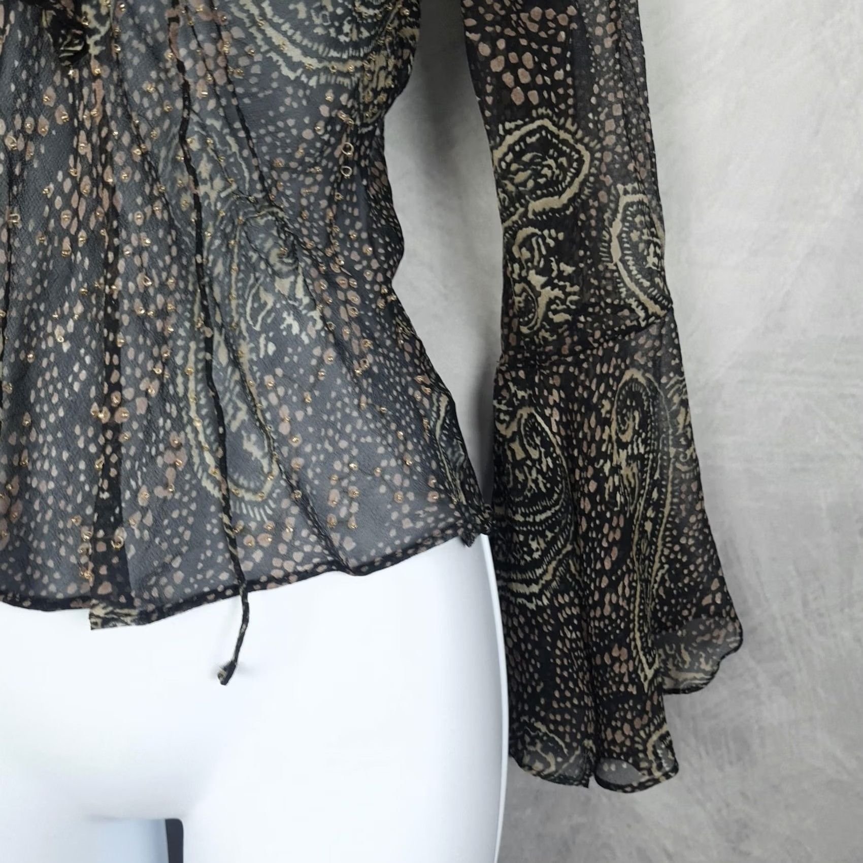 Bell VINTAGE Y2K Whimsy Fairy Top Womens Small Black Beaded Ruffle Bell Sleeve Blouse Size S / US 4 / IT 40 - 5 Thumbnail