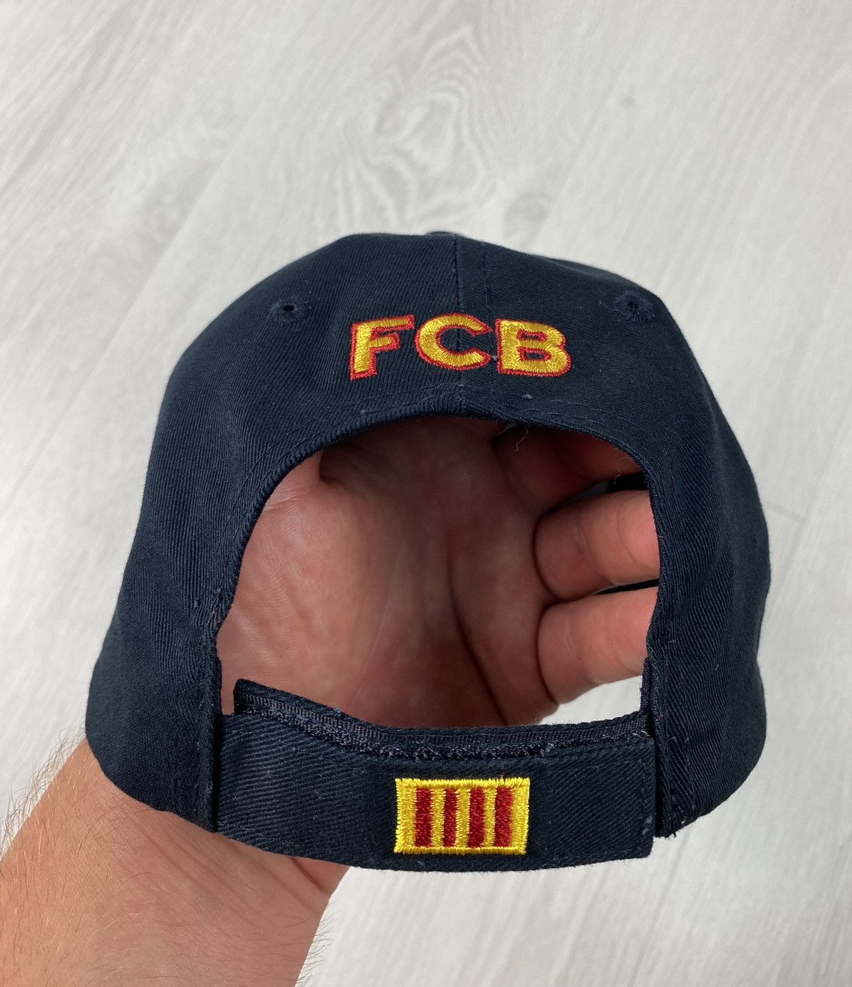Vintage Vintage Barcelona Cap Hat PSG Newcastle BVB Arsenal Size ONE SIZE - 5 Thumbnail