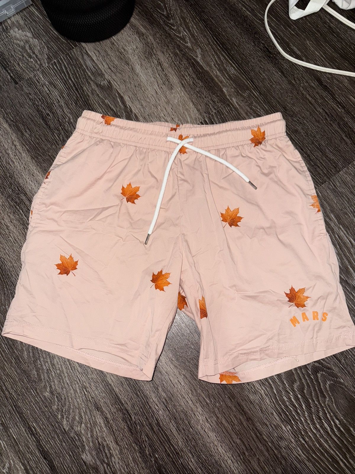 Other The Future is on Mars/TFIOM Maple Leaf Shorts Size US 34 / EU 50 - 1 Thumbnail