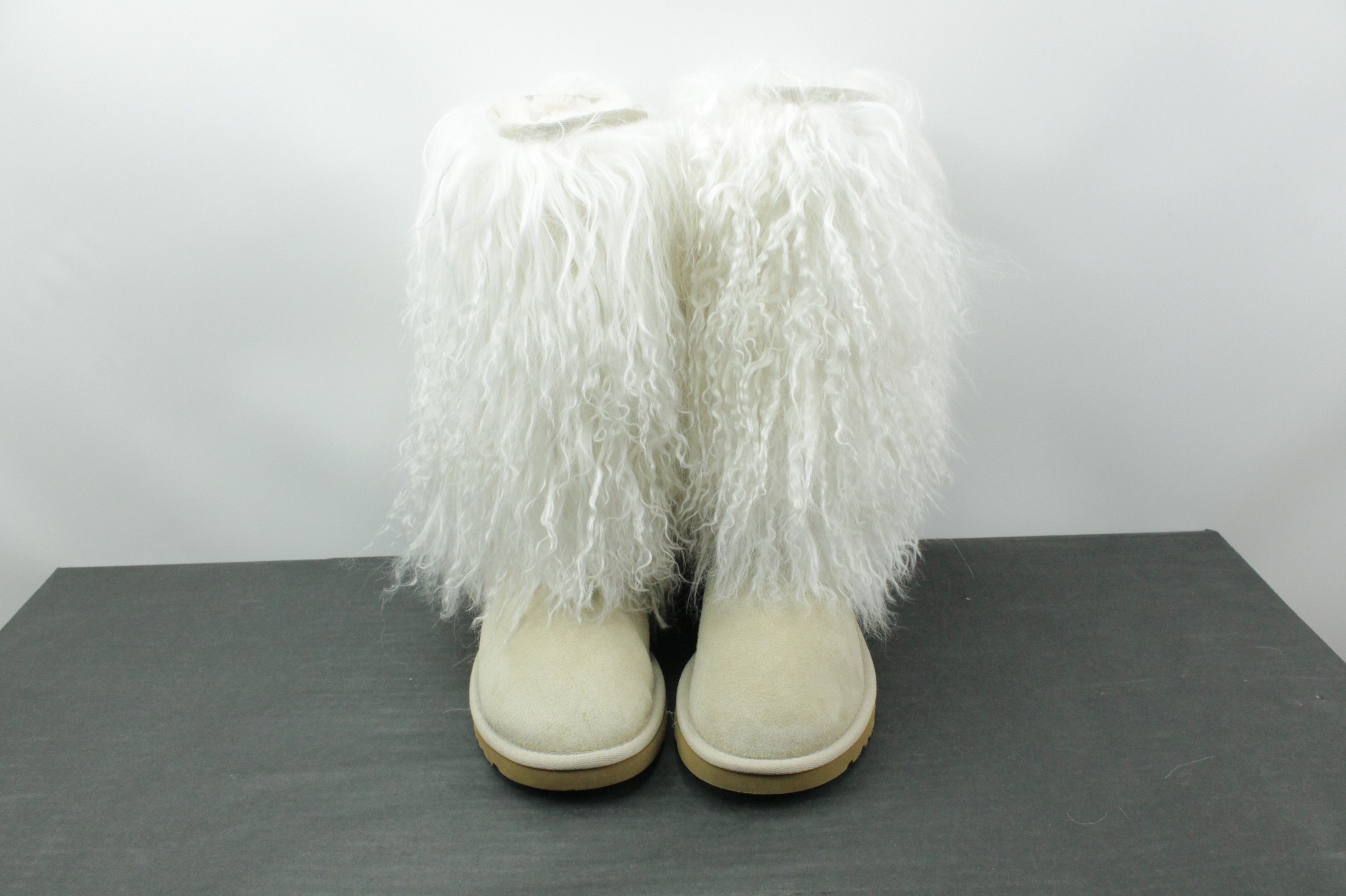 Ugg Ugg Australia Sheepskin Mongolian Tall Cuff Boots 3166 Size US 5 / IT 35 - 2 Thumbnail