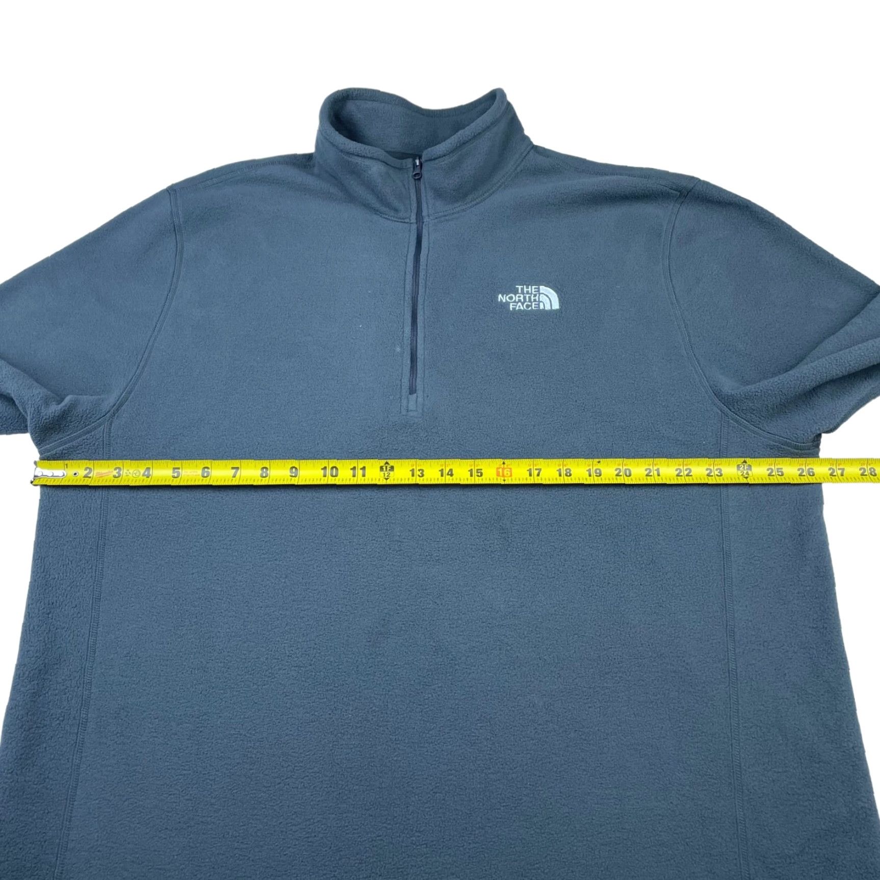 The North Face The North Face Men’s 1/4 Zip Fleece Pullover Gray 2XL Mens Regular Solid 1/4 Zip Pullover Activewear Jacket? Size US XXL / EU 58 / 5 - 7 Thumbnail