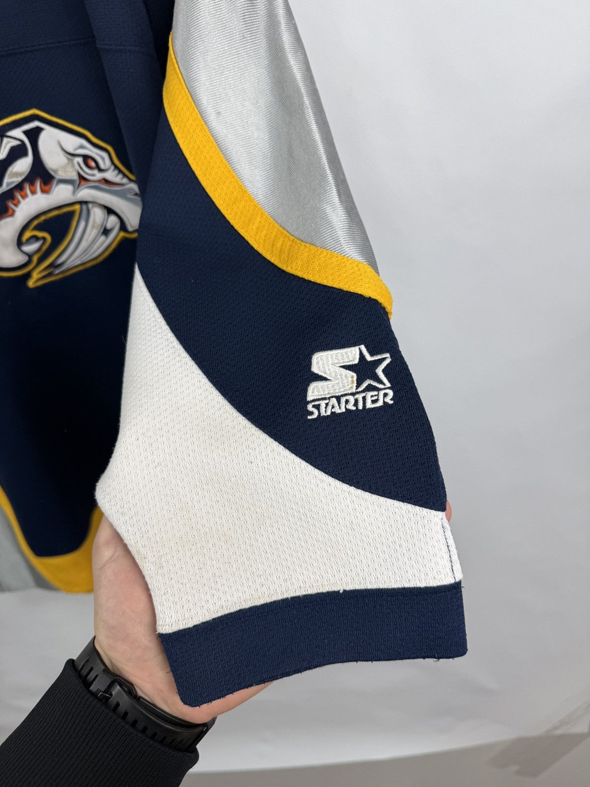 Starter 🇺🇸 Vintage 90s Starter Nashville Predators NHL Hockey Jersey Size US S / EU 44-46 / 1 - 10 Thumbnail