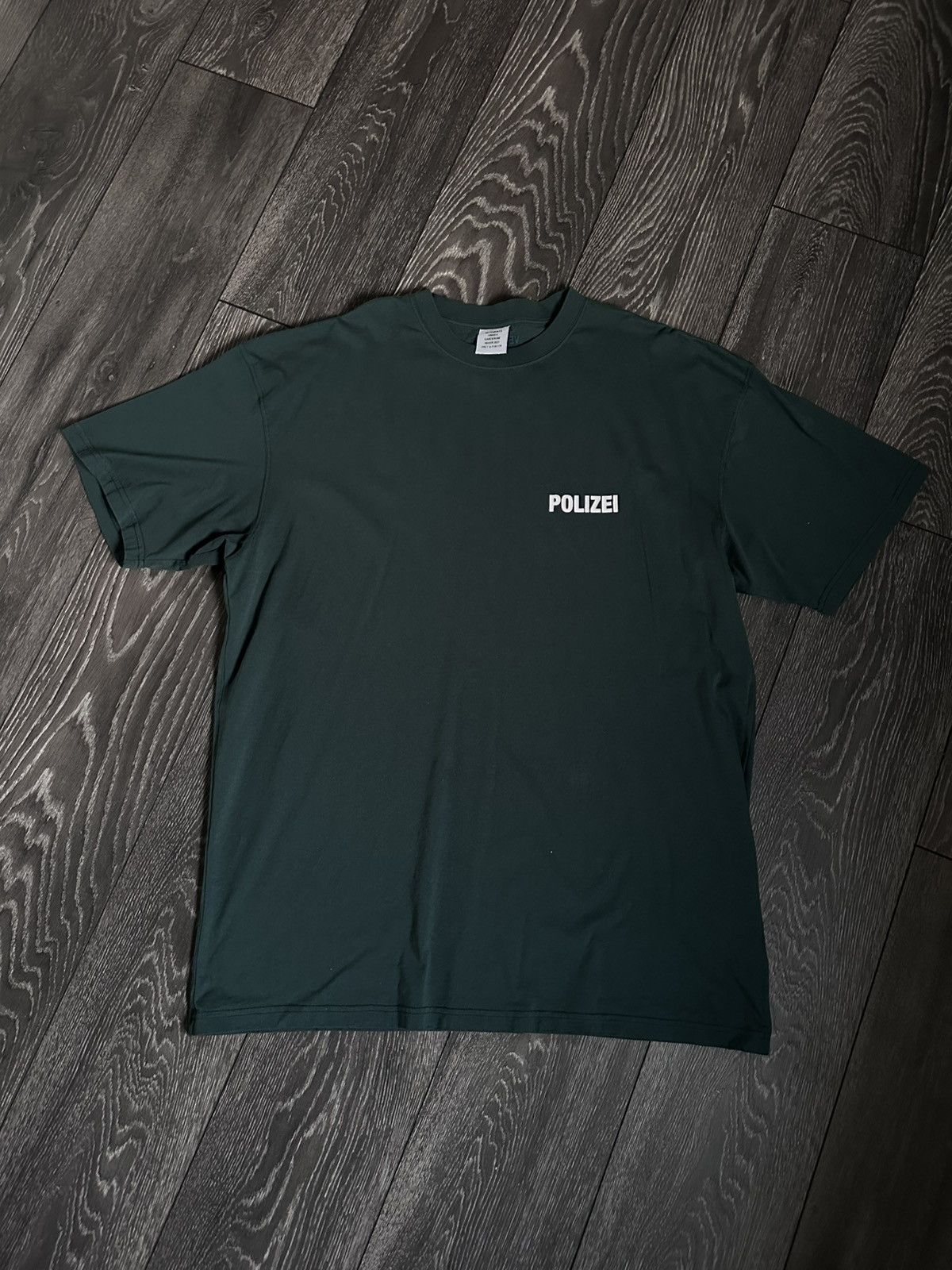 Vetements vetements aw21 polizei oversized tshirt forest green Size US L / EU 52-54 / 3 - 2 Thumbnail