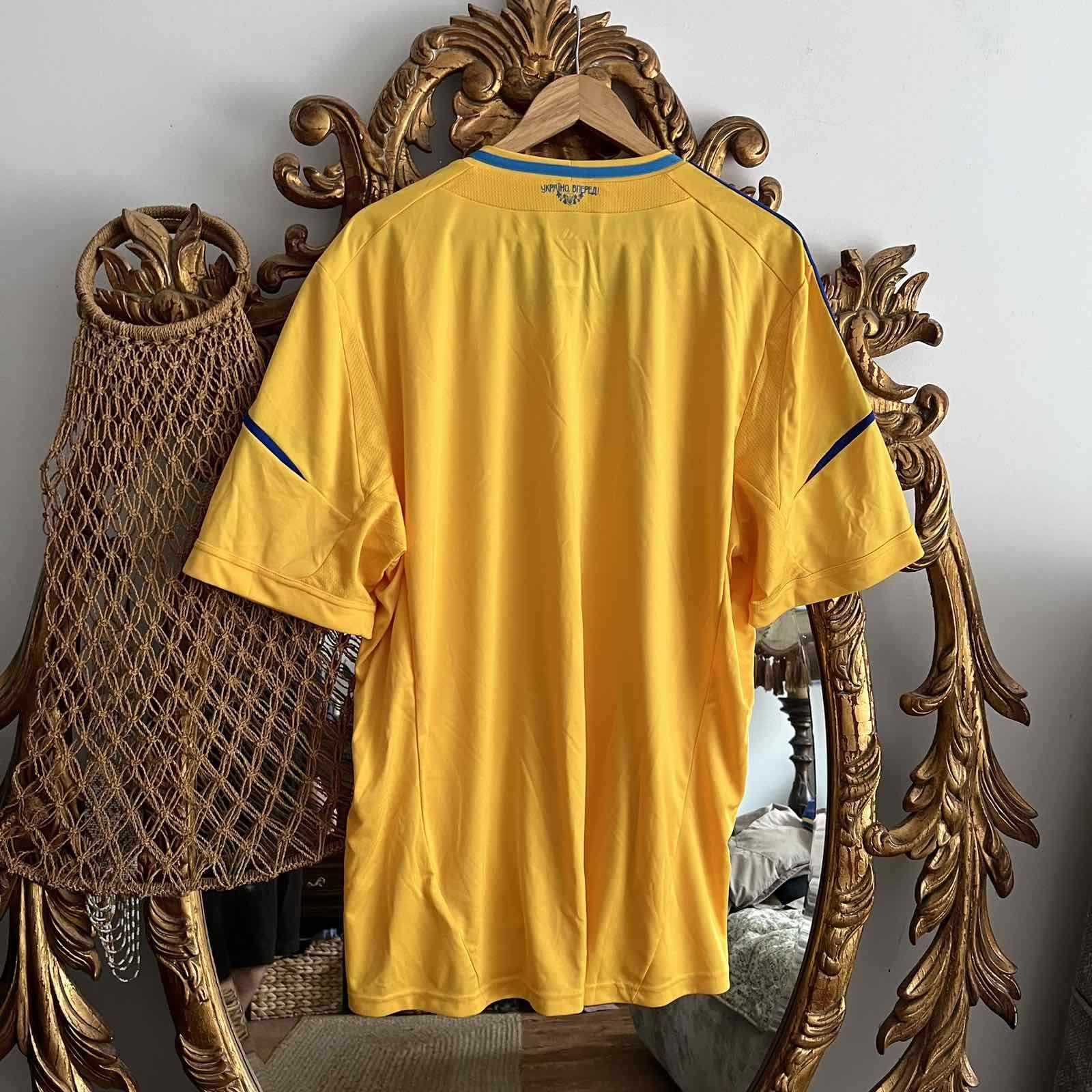 Adidas 2011 2012 Ukraine National Adidas Home Soccer Jersey Kit Size US XL / EU 56 / 4 - 2 Thumbnail