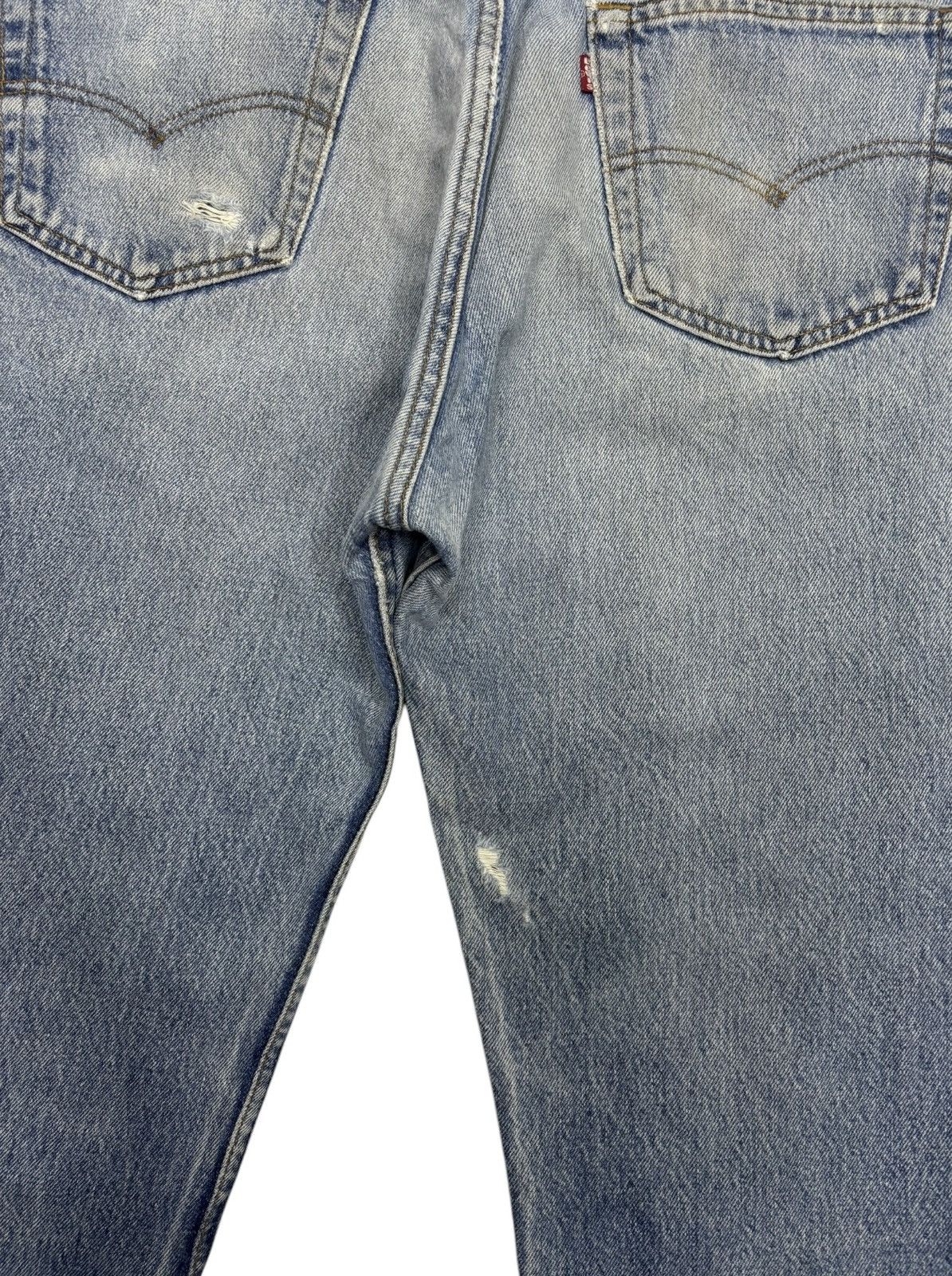 Levi's LEVIS 501 USA DISTRESSED THRASHED RIPPED DENIM JEANS Size US 34 / EU 50 - 9 Thumbnail