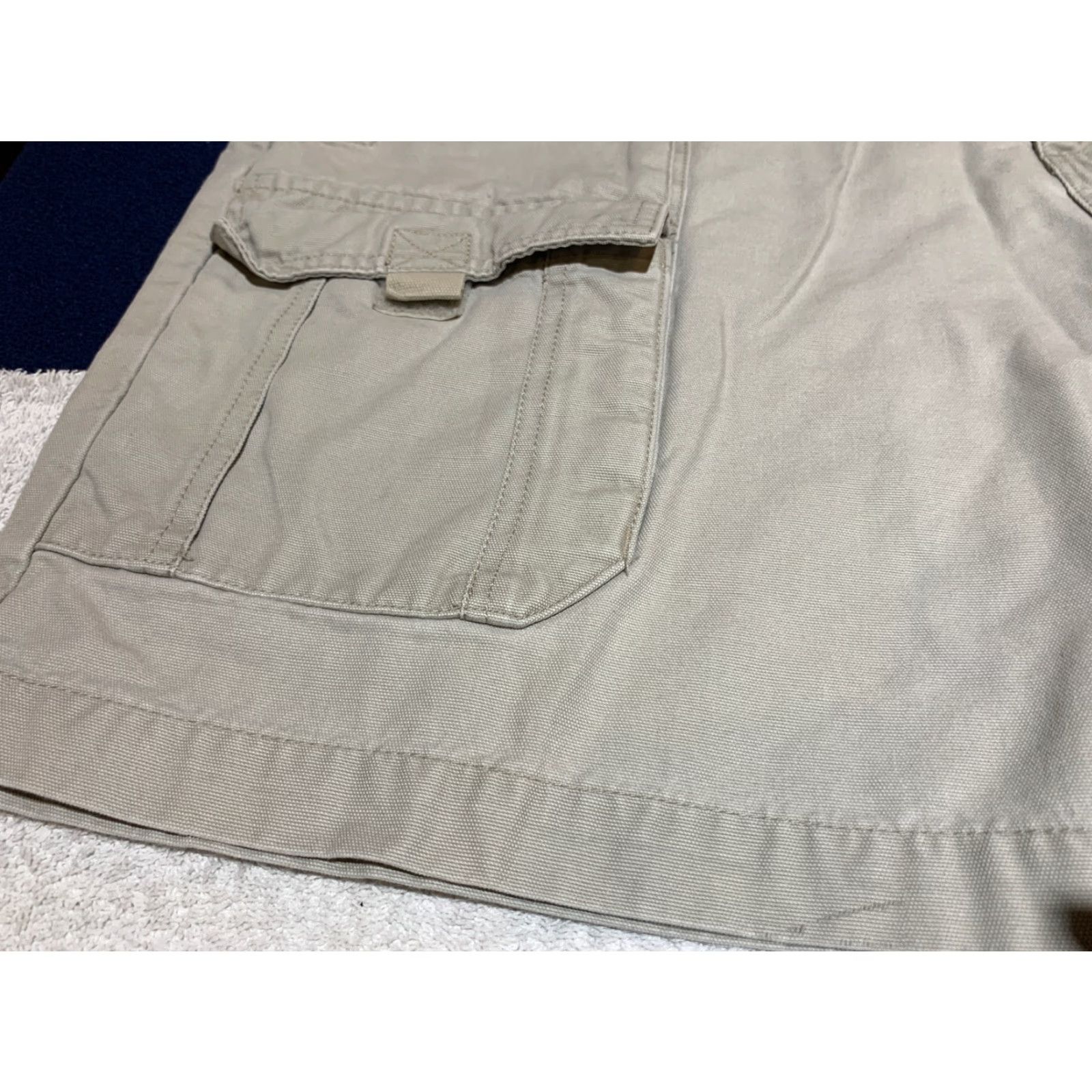 Vintage COLUMBIA Cargo Shorts Men XL 40W Beige 9" Inseam Pre-owned Size US 36 / EU 52 - 3 Thumbnail