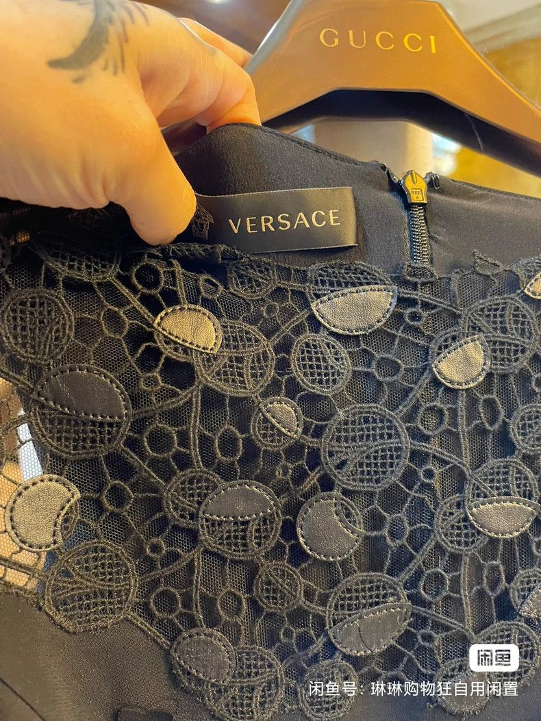 Versace Versace Lace patchwork Medusa cross heavy work dress Size M / US 6-8 / IT 42-44 - 6 Thumbnail