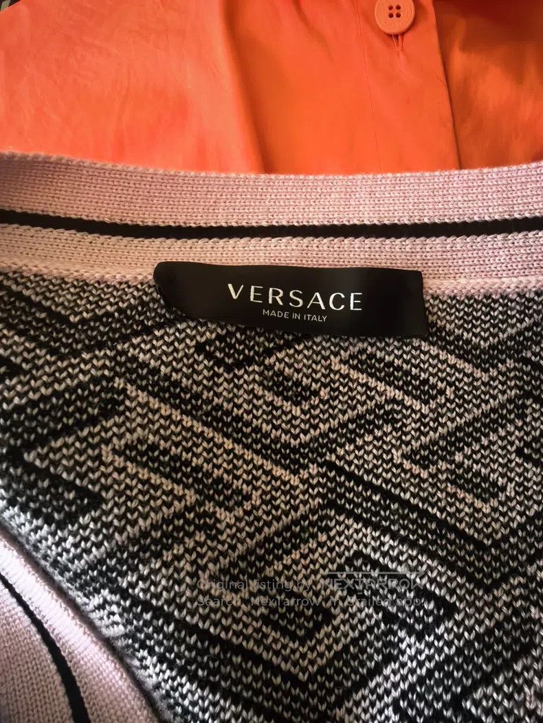 Versace Versace Knitted cardigan with a pink black maze pattern Size S / US 4 / IT 40 - 2 Thumbnail
