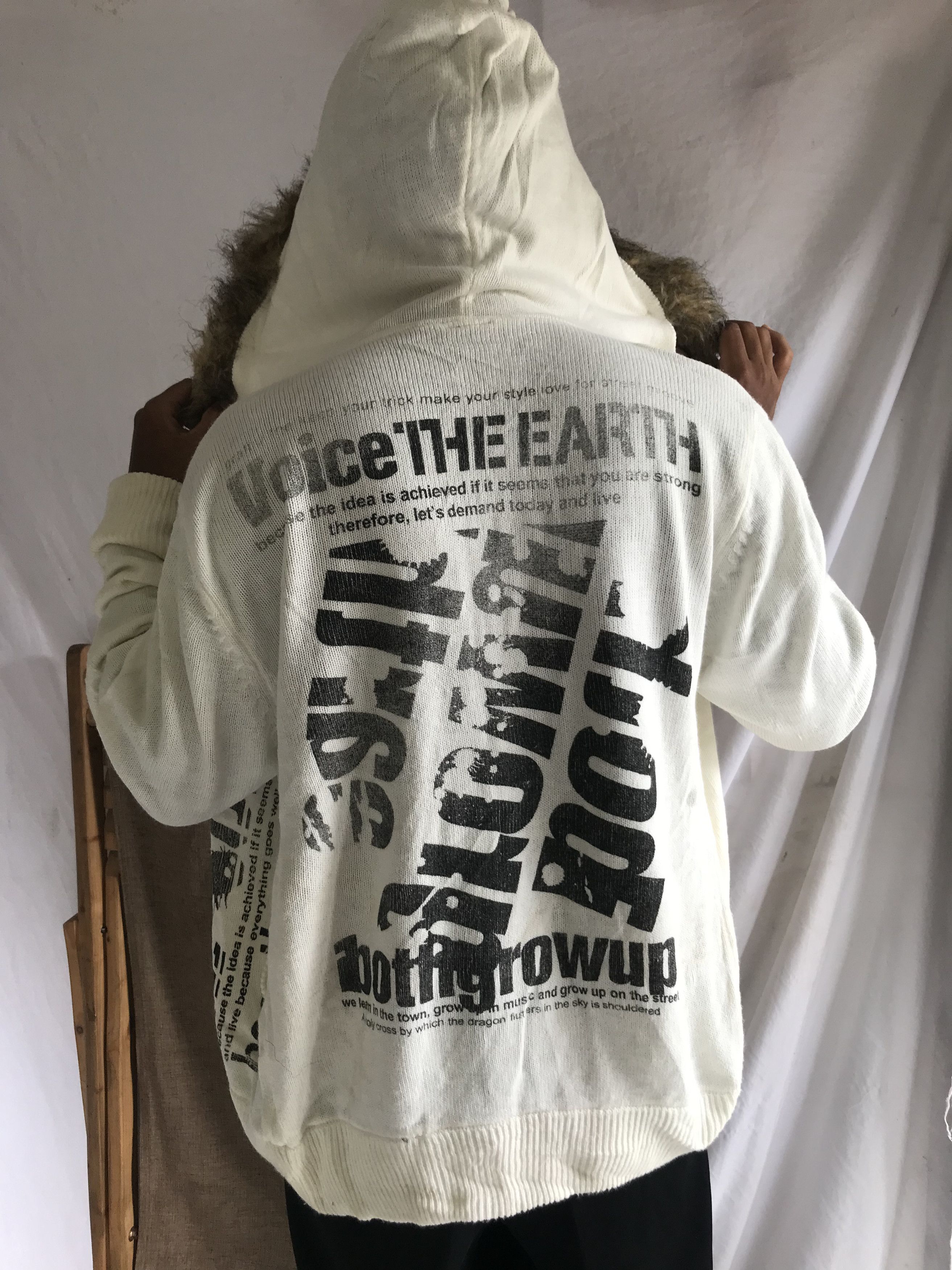 Le Grande Bleu (L.G.B.) Beaumere Japanese Fur Poem Knit Zip Hoodie Size US L / EU 52-54 / 3 - 9 Thumbnail