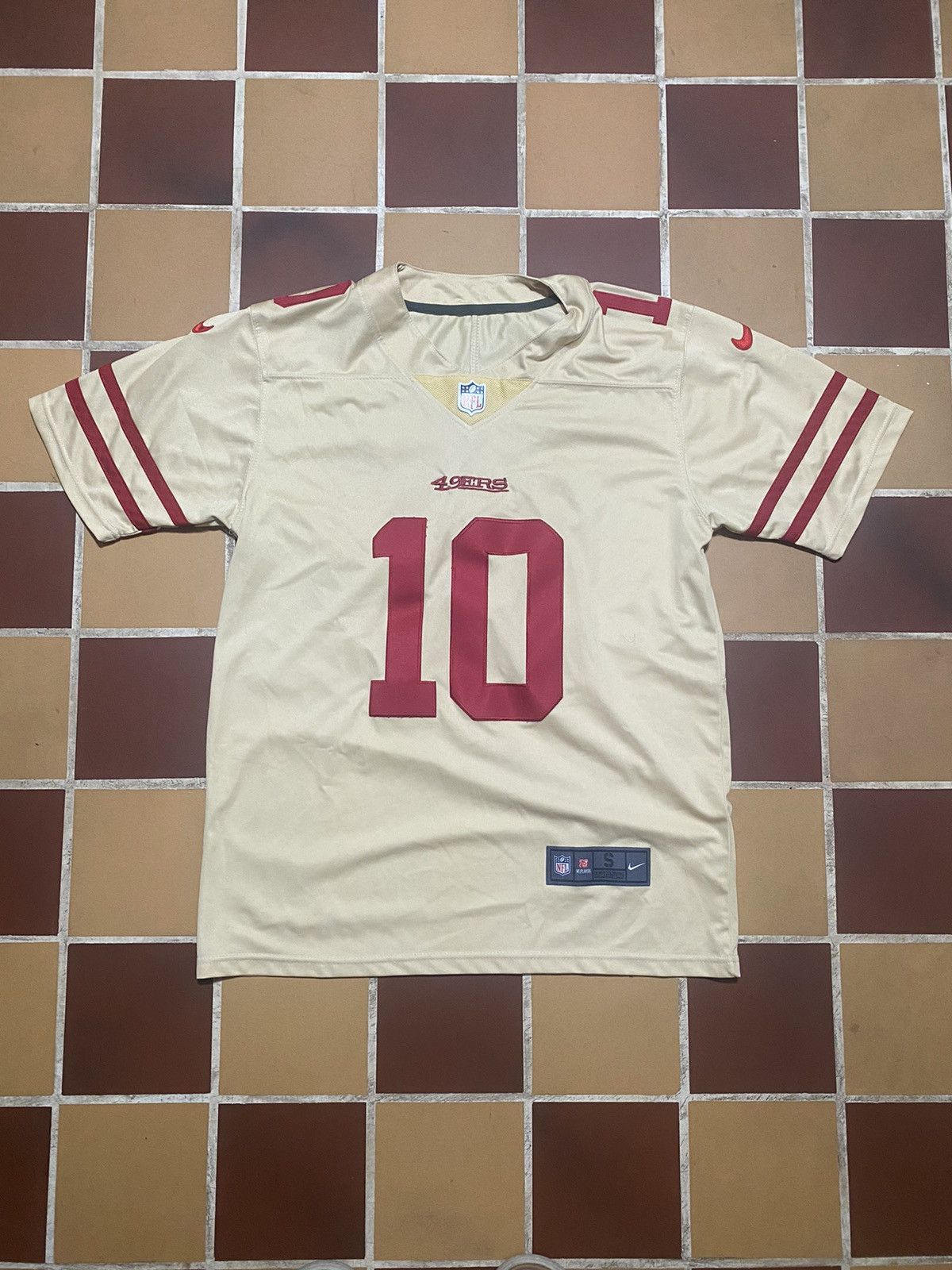 NFL × Nike San Francisco 49ers Jimmy Garoppolo Jersey Size US S / EU 44-46 / 1 - 3 Thumbnail
