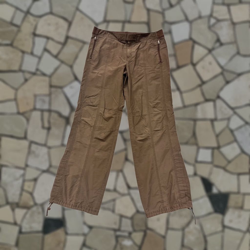 Nike VINTAGE Women’s Nike Cargo Pants Wide-Leg Pants Women 6 Brown Cotton Nylon Cargo Style Men's? Size 28" / US 6 / IT 42 - 1 Thumbnail