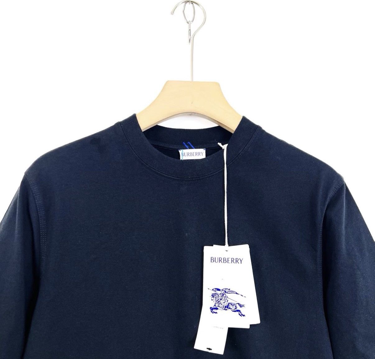Burberry Burberry Round Neck Loose Casual Short Sleeve T-shirt K12 Size US XS / EU 42 / 0 - 3 Thumbnail