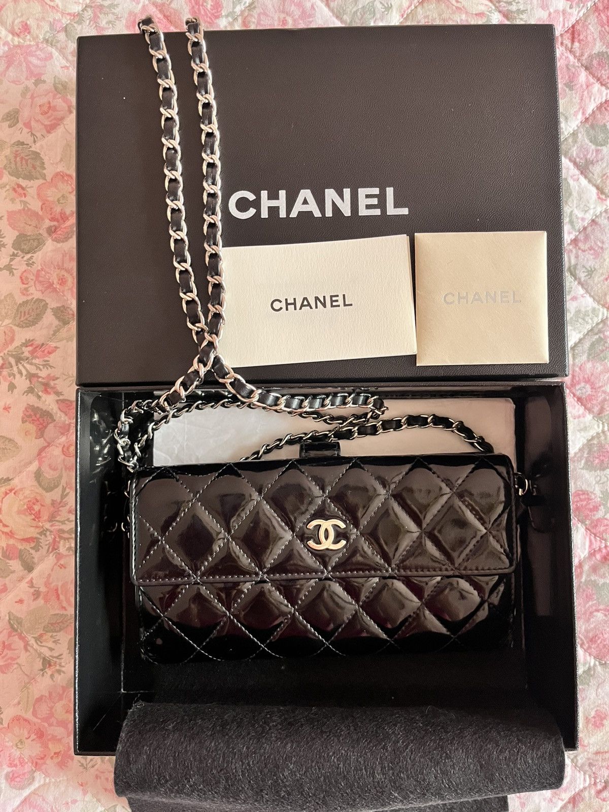Chanel Patent Leather Wallet on Chain Bag Size ONE SIZE - 1 Thumbnail