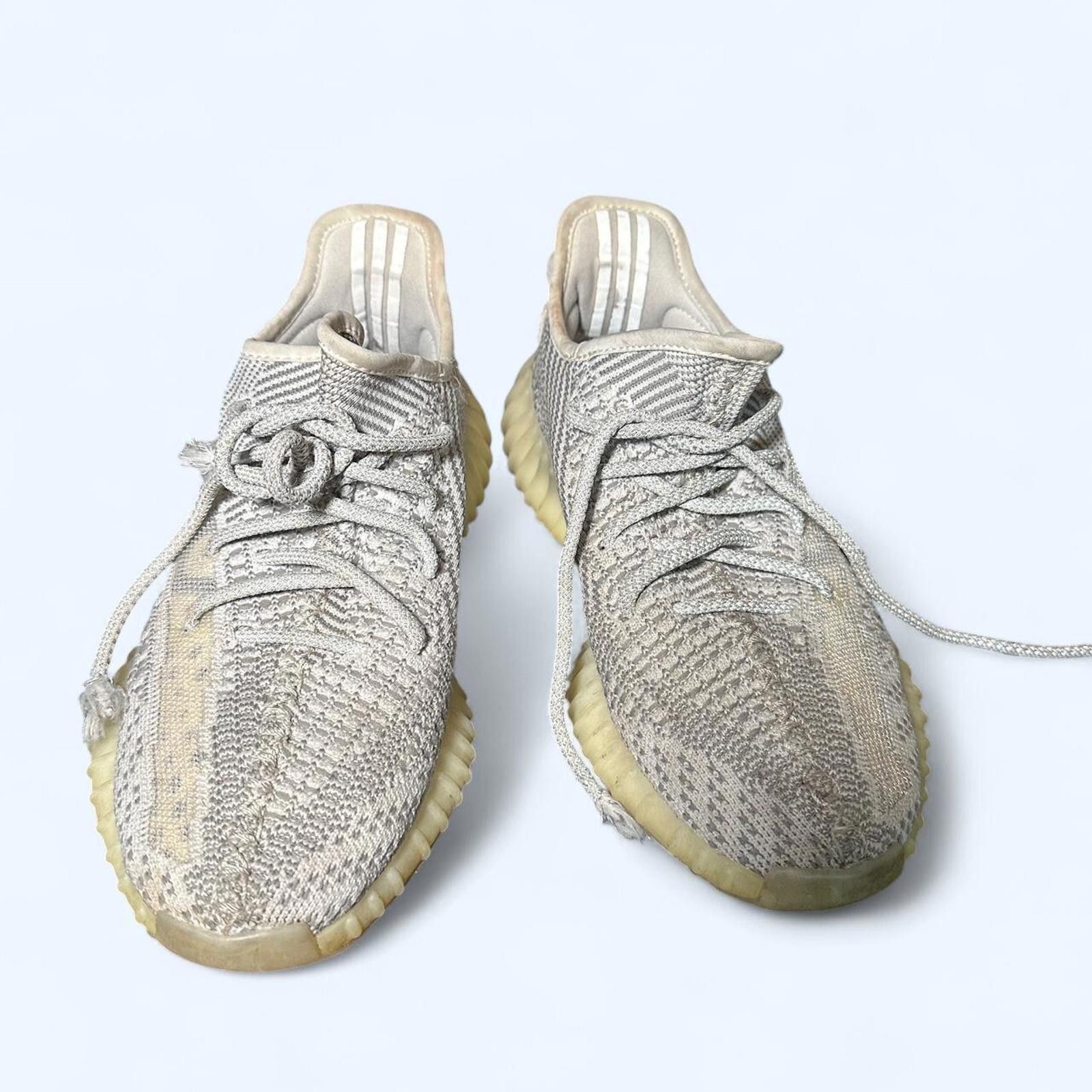 Yeezy Adidas Yeezy Boost 350 V2 Static Size US 7 / EU 40 - 1 Thumbnail