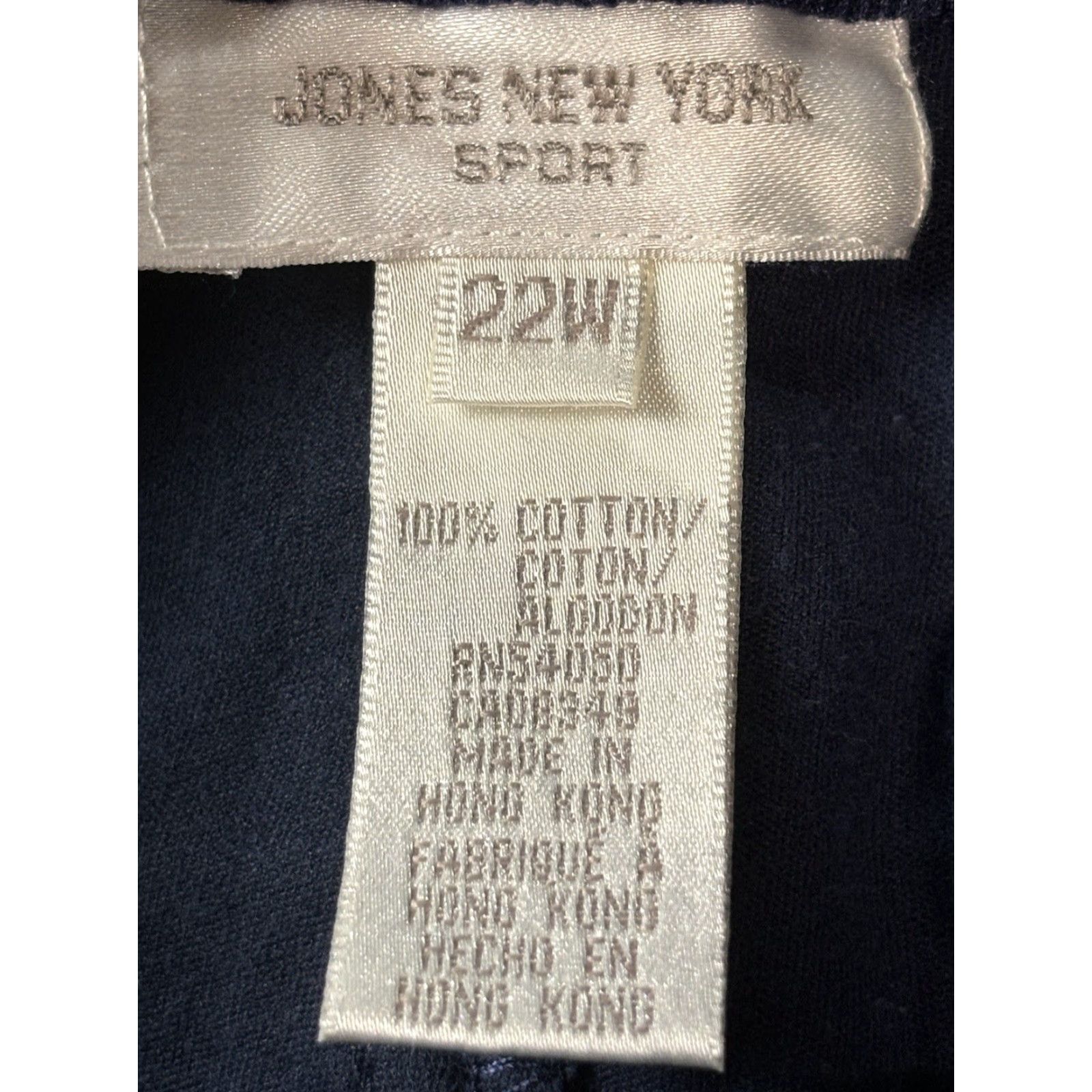 Jones New York VINTAGE Jones New York Velvet Skirt Midi Maxi Plus 22W Navy Back Slit Women, Adult, Plus Size, 22W, Velvet, 90s/Classic Fashion Size 40" / US 18 - 6 Thumbnail