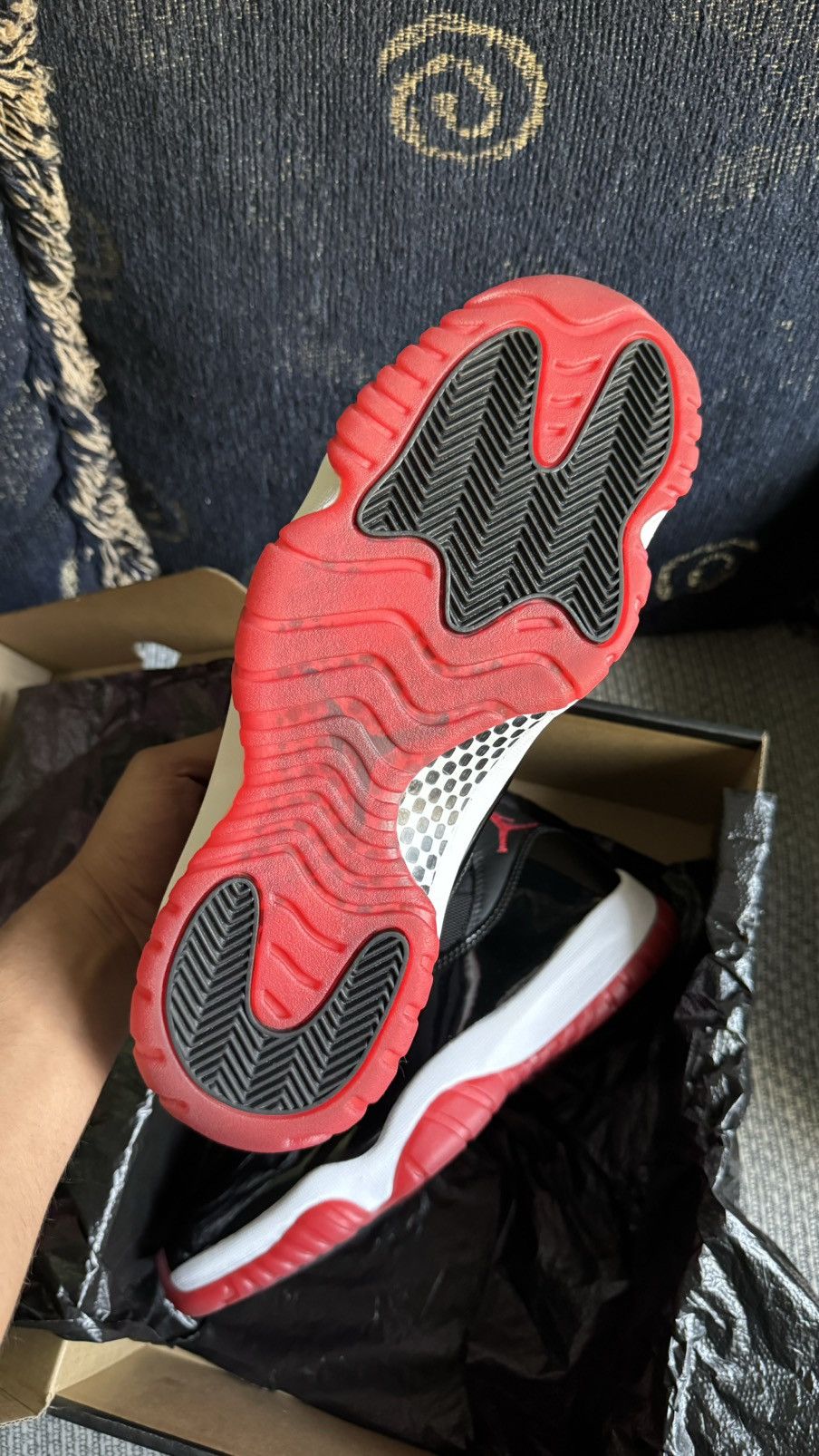 Jordan Brand Jordan 11 Bred 2019 Size US 9 / EU 42 - 4 Thumbnail