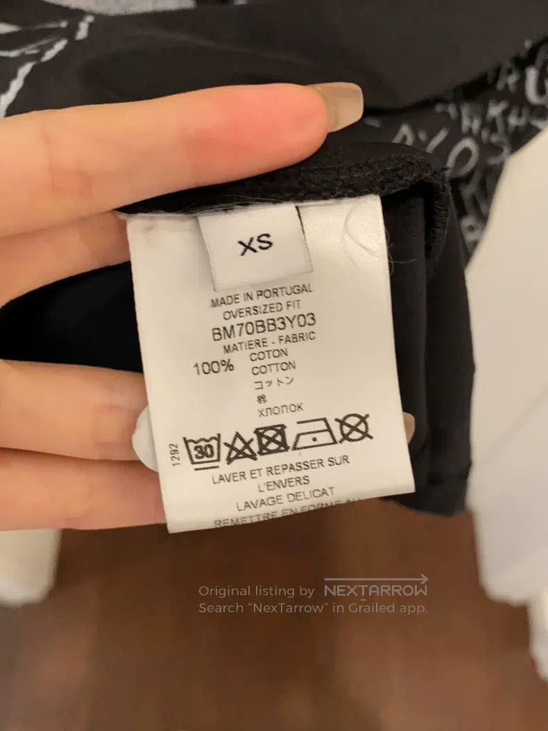 Givenchy Givenchy Distressed Black Short Sleeve Size US XS / EU 42 / 0 - 6 Thumbnail