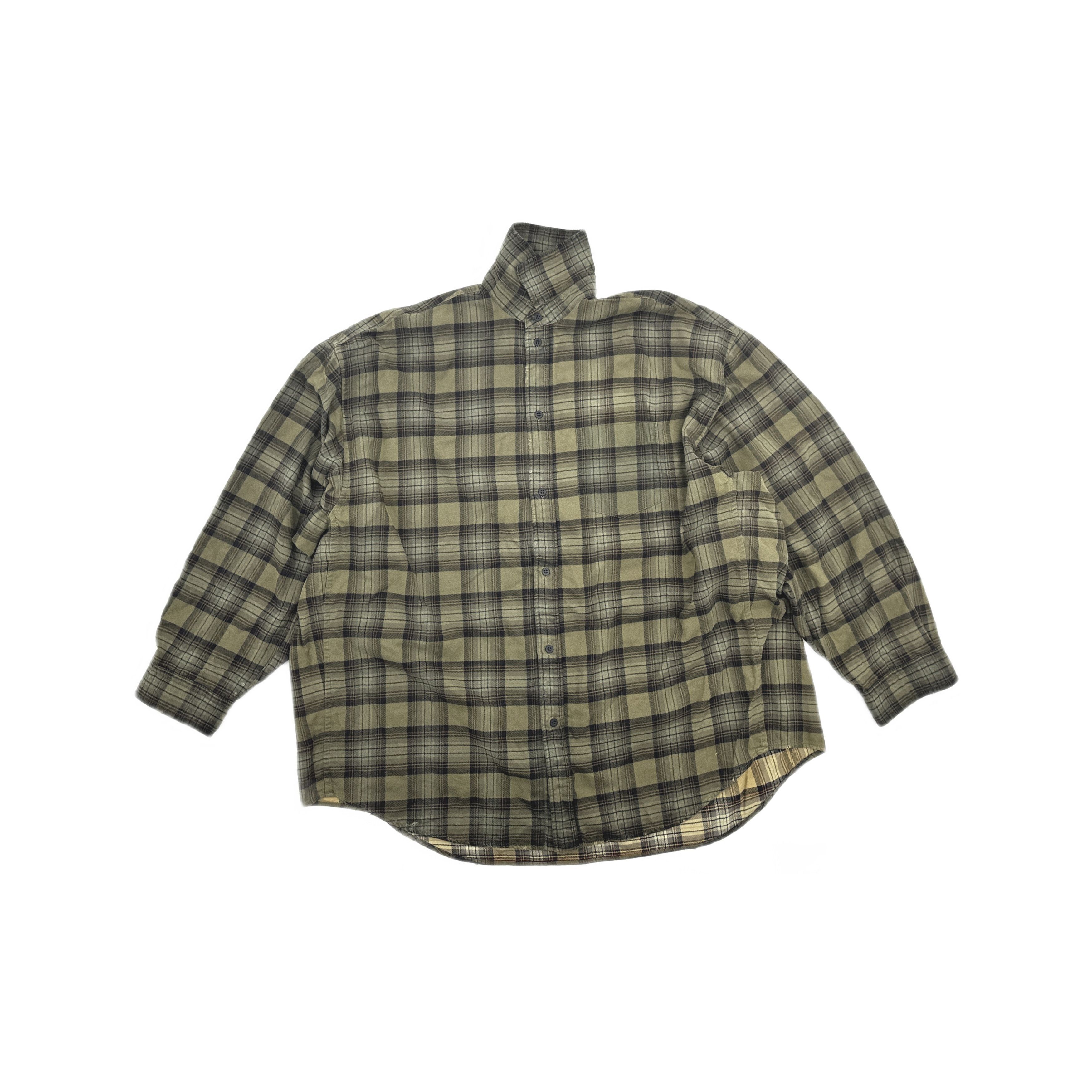 Balenciaga Balenciaga Plaid Button Up Shirt Size S Size US S / EU 44-46 / 1 - 1 Thumbnail