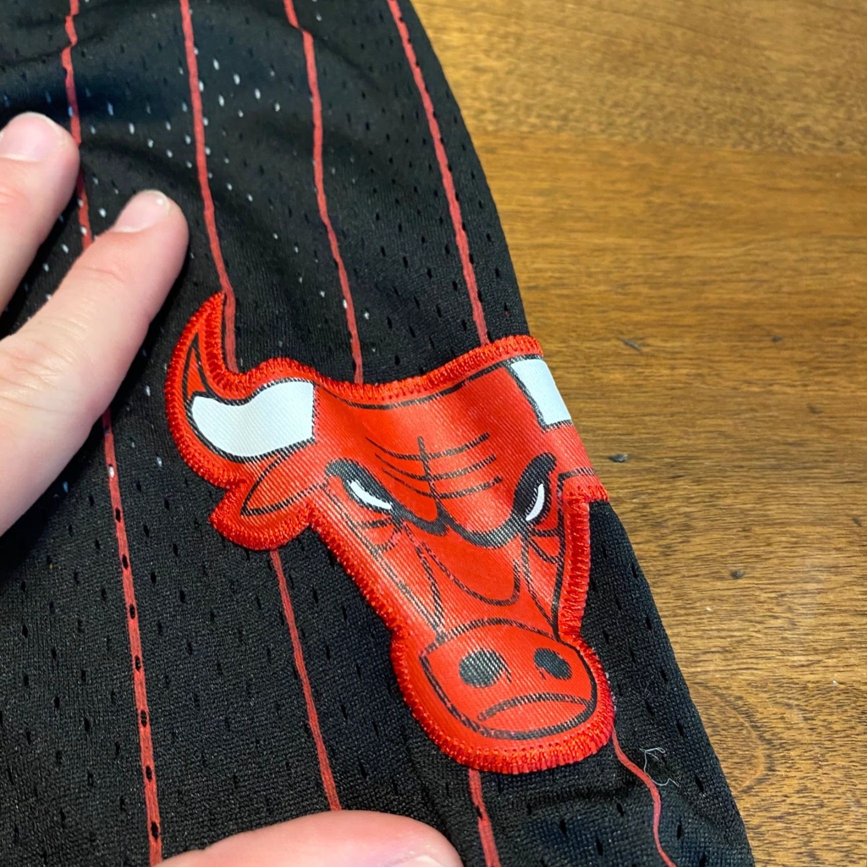 Adidas VINTAGE CHICAGO BULLS Shorts Mens Small x 10" Black Red adidas Athletic Drawstring Lined Polyester 24 Waist 10 in Inseam Sports Basketball Mens Size US 29 - 2 Thumbnail
