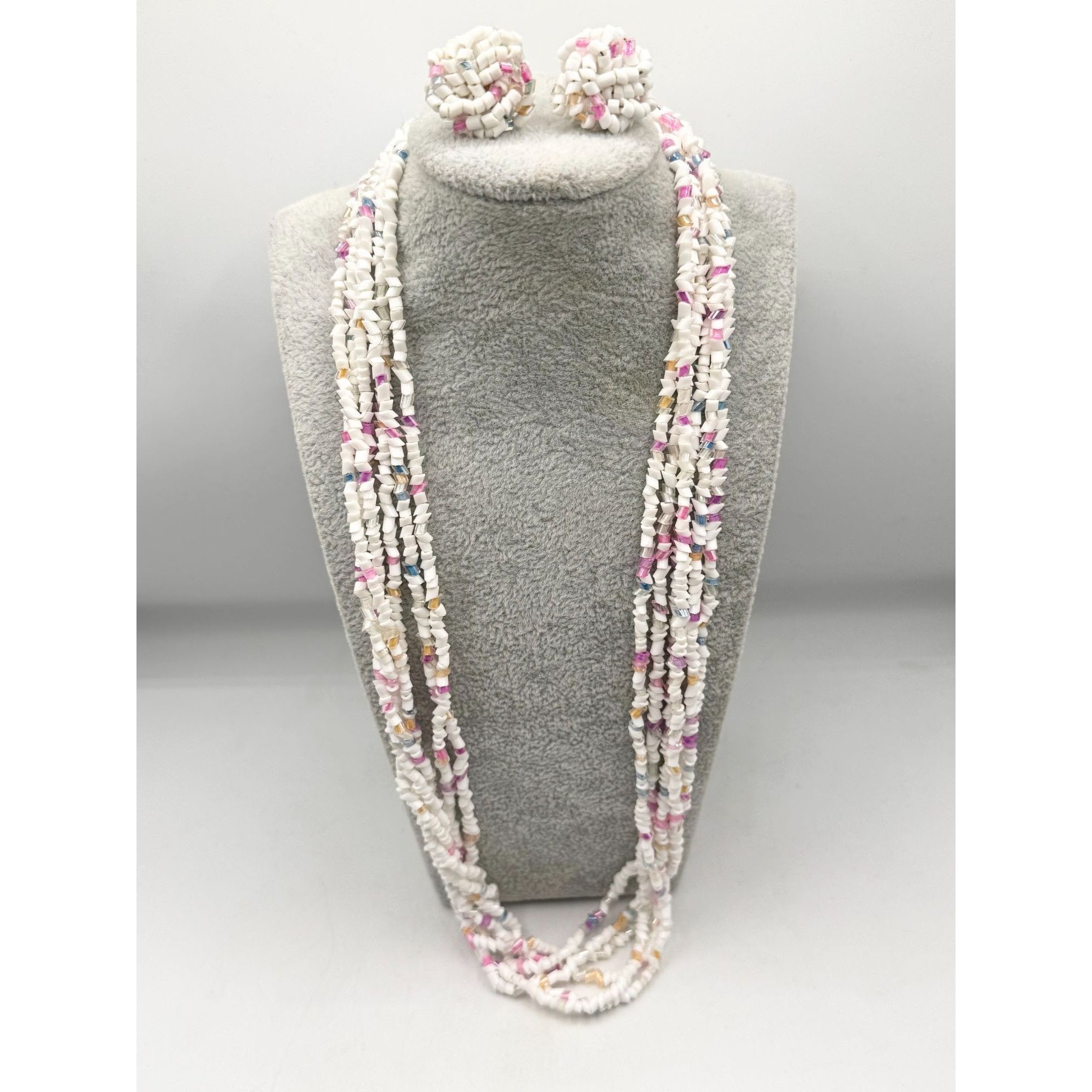Vintage Vintage white beaded multi strand necklace with earrings jew Size ONE SIZE - 1 Thumbnail