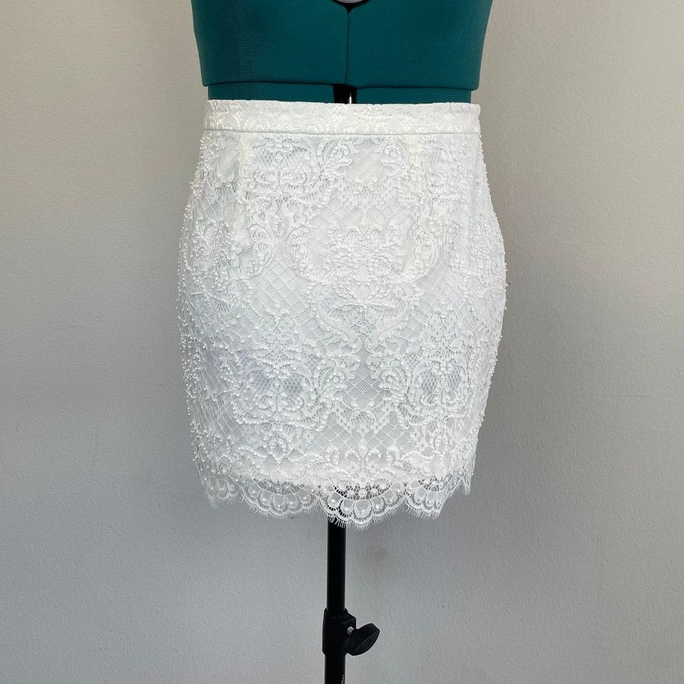 Other Forever New White Beaded Mini Skirt, Size 8 Size 30" / US 8 / IT 44 - 1 Thumbnail
