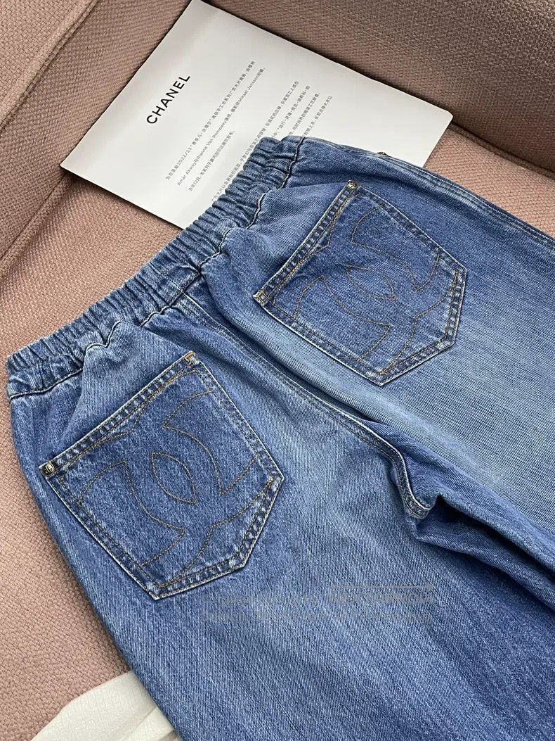 Chanel Chanel Double C jeans with tie on the back Size 25" / US 0 / IT 36 - 3 Thumbnail