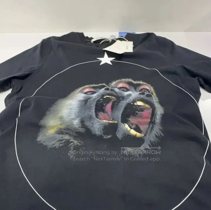 Givenchy Givenchy Gorilla Graphic Short Sleeve T-Shirt. Size US M / EU 48-50 / 2 - 3 Thumbnail