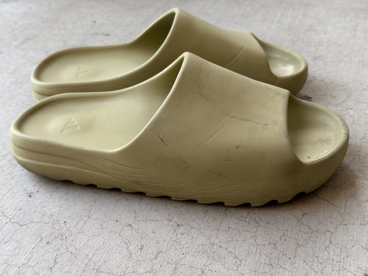 Adidas × Kanye West Yeezy Slides Size US 13 / EU 46 - 5 Thumbnail