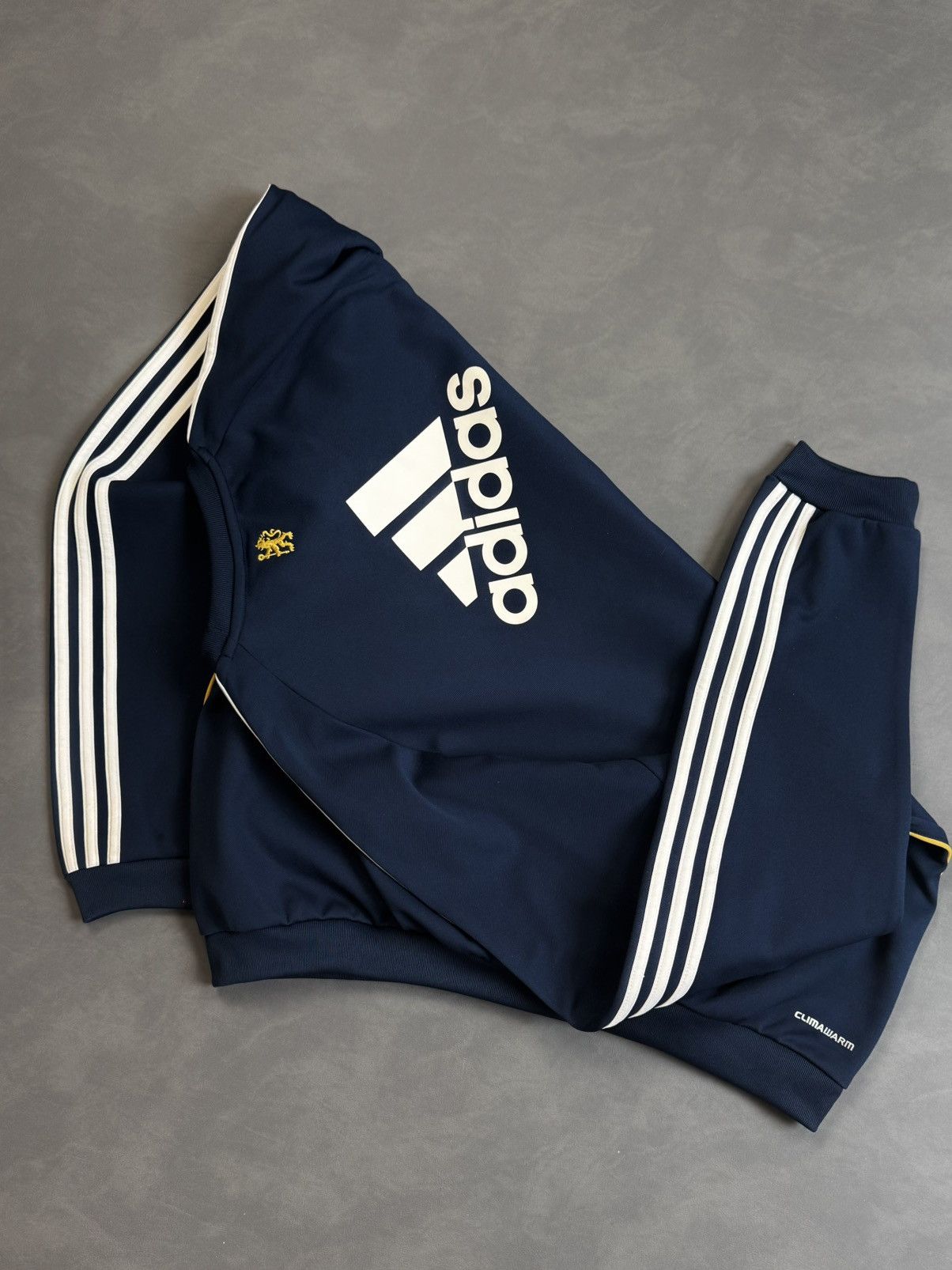 Adidas Adidas Chelsea 2010/11 Soccer Sweatshirt Size US M / EU 48-50 / 2 - 5 Thumbnail