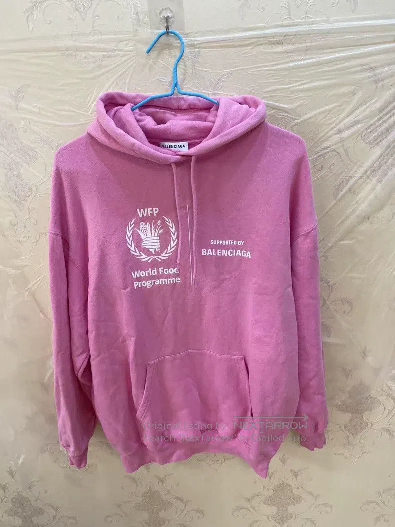 Balenciaga Balenciaga WFP Logo Hoodie Size US XS / EU 42 / 0 - 1 Thumbnail