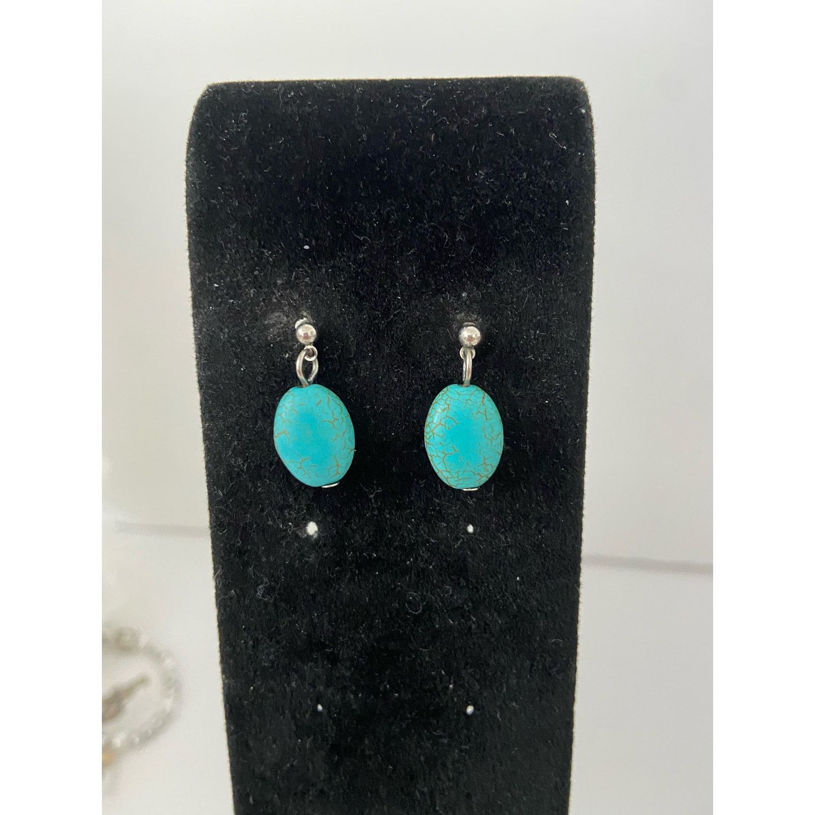 Other turquoise howlite bead earrings Size ONE SIZE - 1 Thumbnail