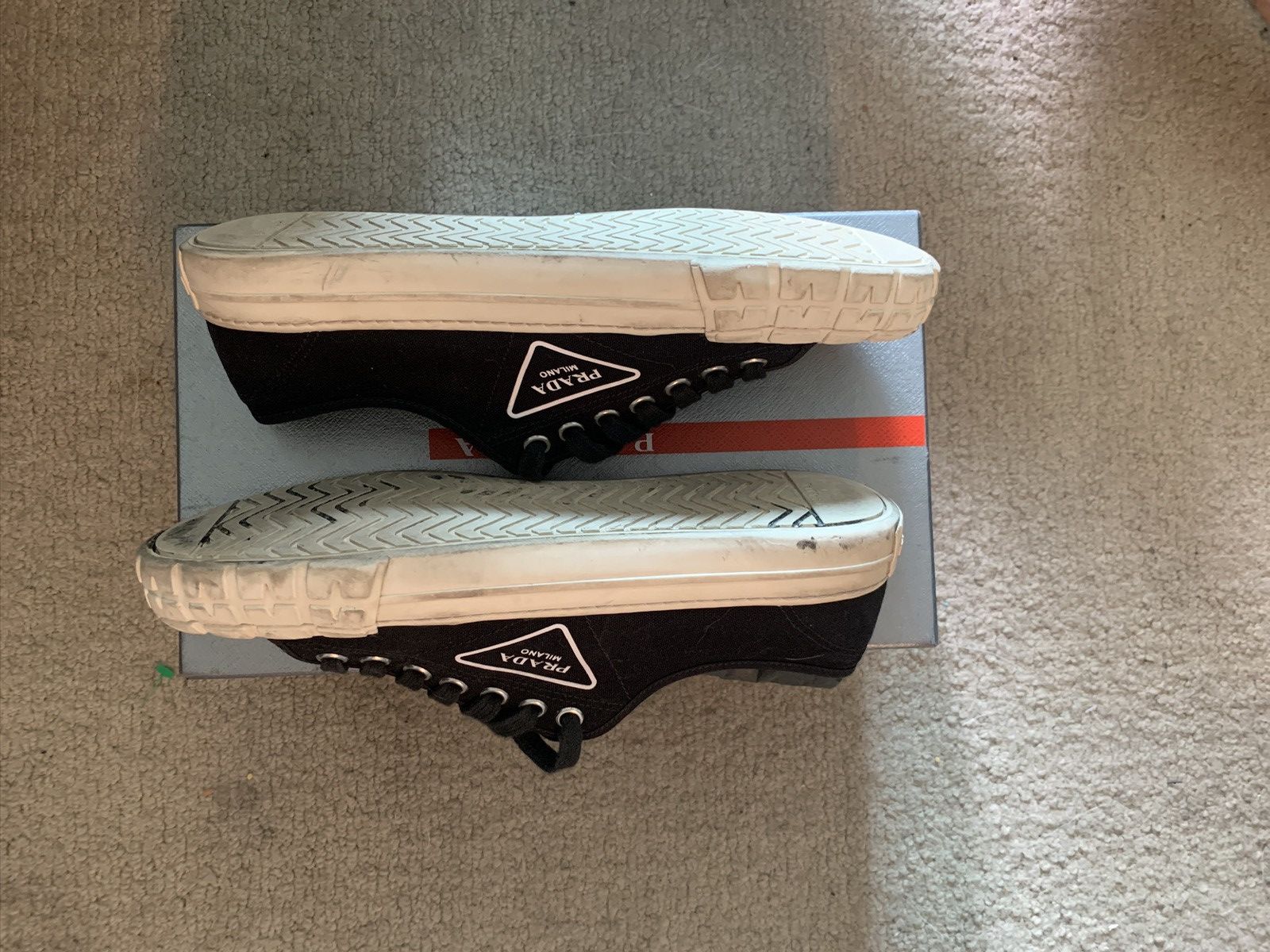 Prada Prada printed logo sneaker Size US 10 / EU 43 - 1 Thumbnail